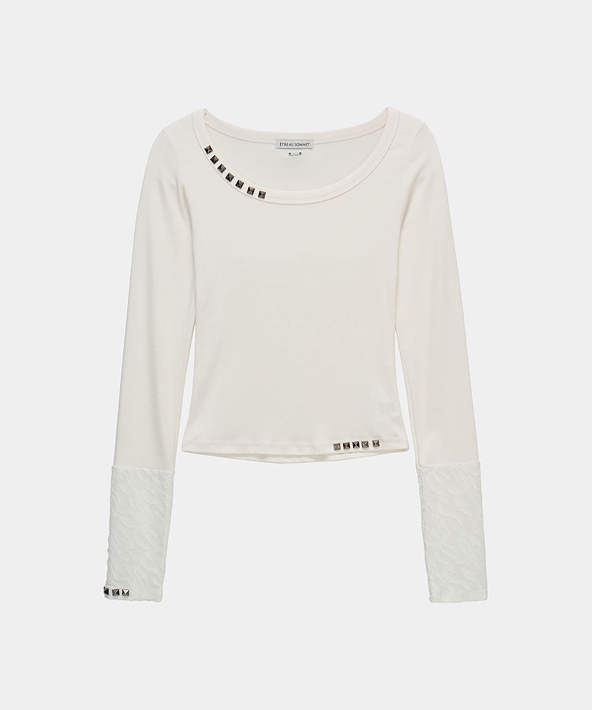 에트오소메(ETRE AU SOMMET) Stud Metal Point Long Sleeve (White)