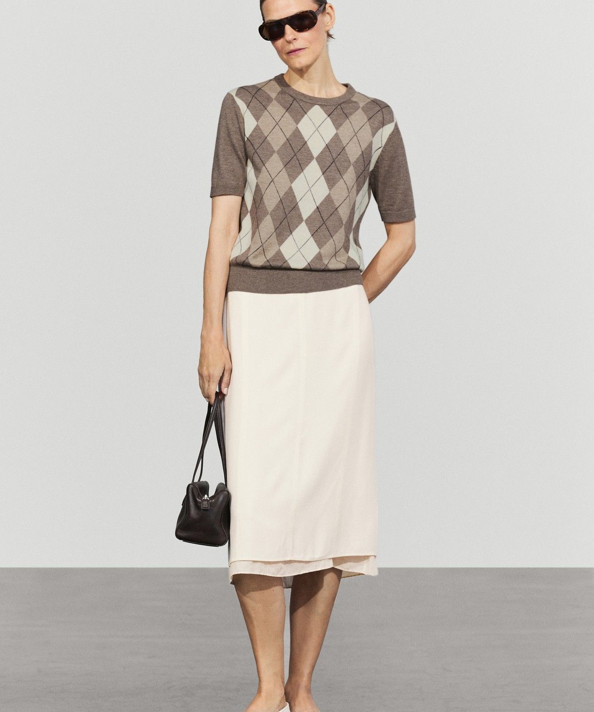 마시모두띠(MASSIMO DUTTI) 다이아몬드 패턴 반팔 니트