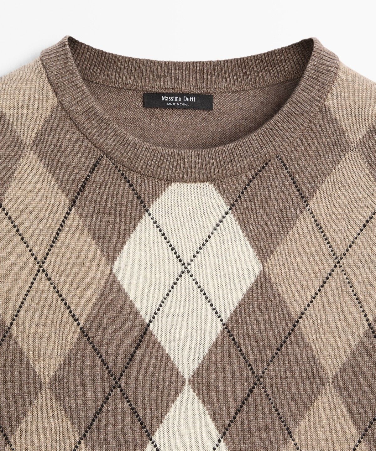 마시모두띠(MASSIMO DUTTI) 다이아몬드 패턴 반팔 니트