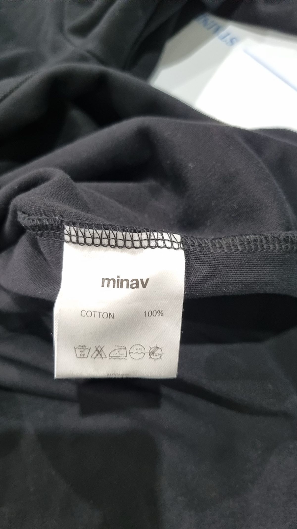 미나브(MINAV) 긴소매 티셔츠 M
