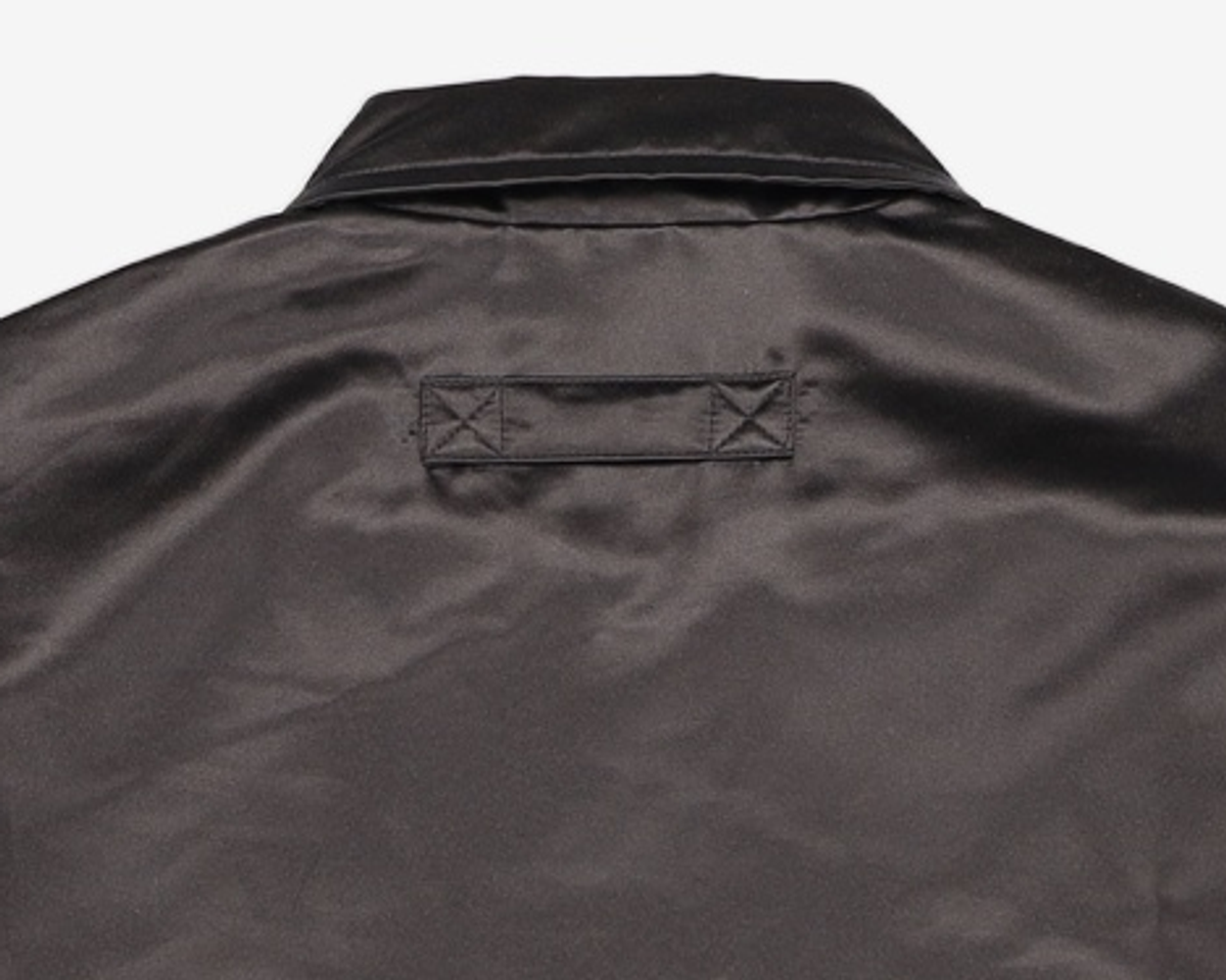 예스아이씨(YESEYESEE) Chain Stitch Logo Coach Jacket Black S