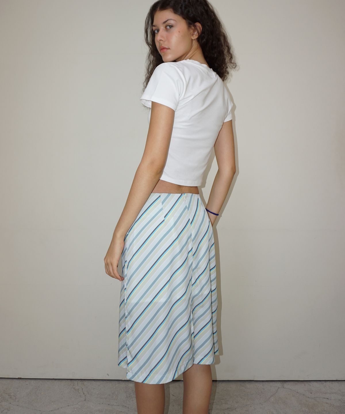 떨스티클럽(THIRSTYCLUB) Vertical stripe midi skirt - Green