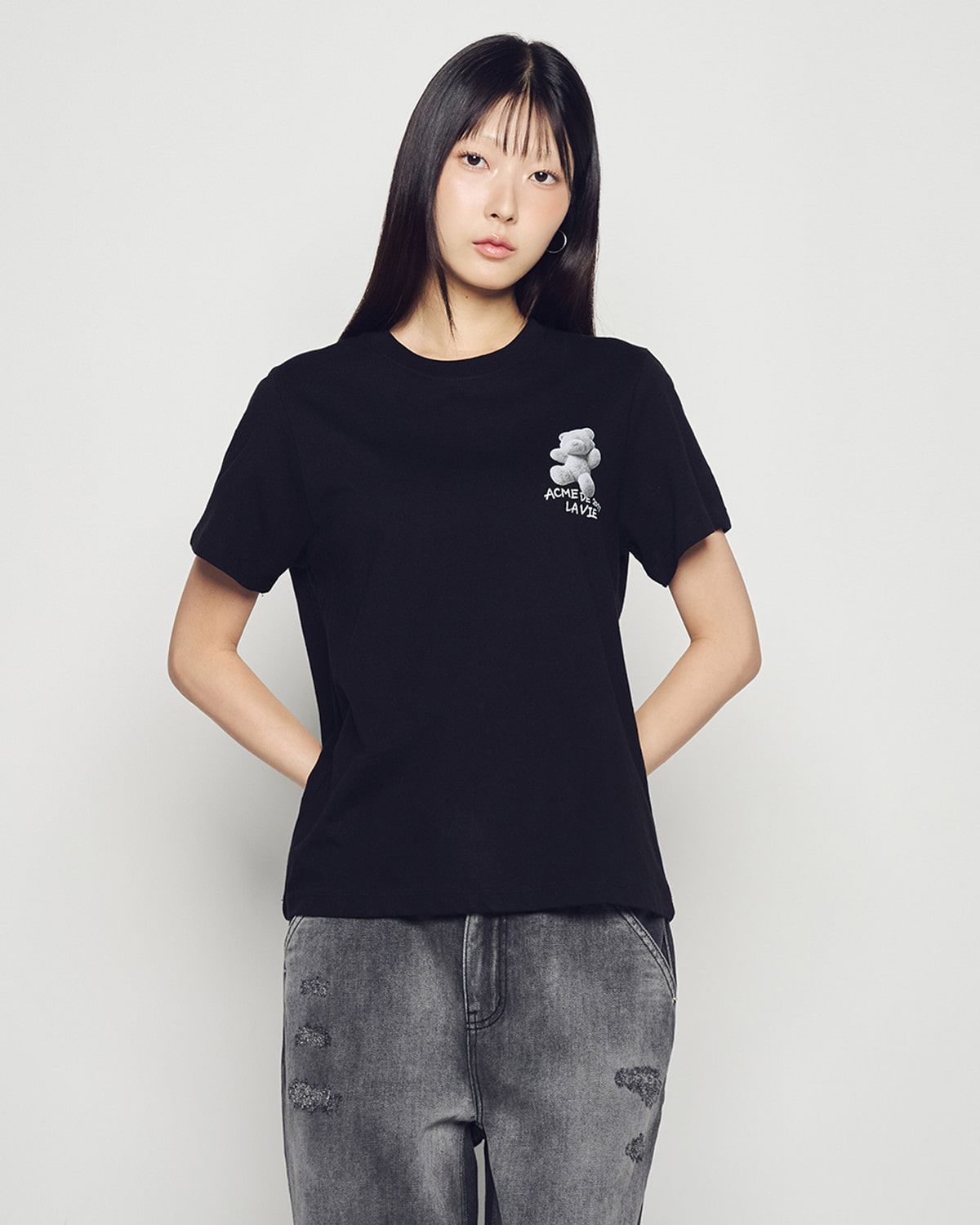 아크메드라비(ACME DE LA VIE) WOMAN FUZZY AC BEAR SHORT SLEEVE T-SHIRT