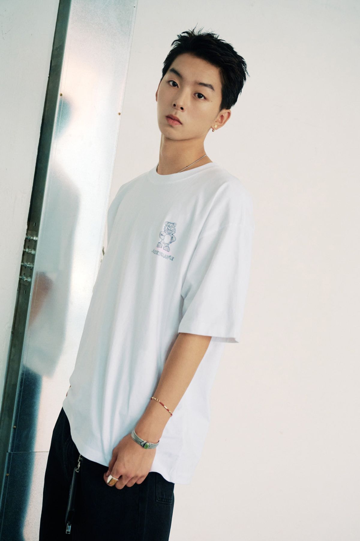 아크메드라비(ACME DE LA VIE) HELLO AC BEAR SHORT SLEEVE T-SHIRT