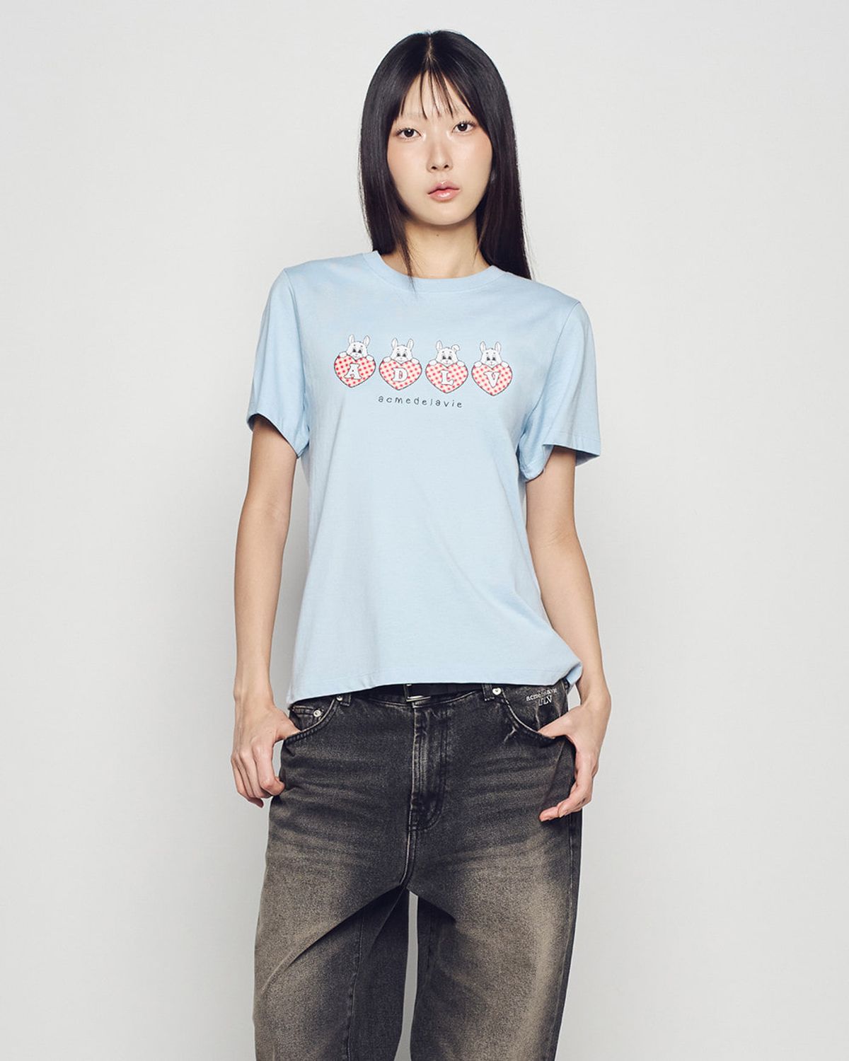 아크메드라비(ACME DE LA VIE) WOMAN HEART APPLIQUE BUNNY SHORT SLEEVE T-SHIRT