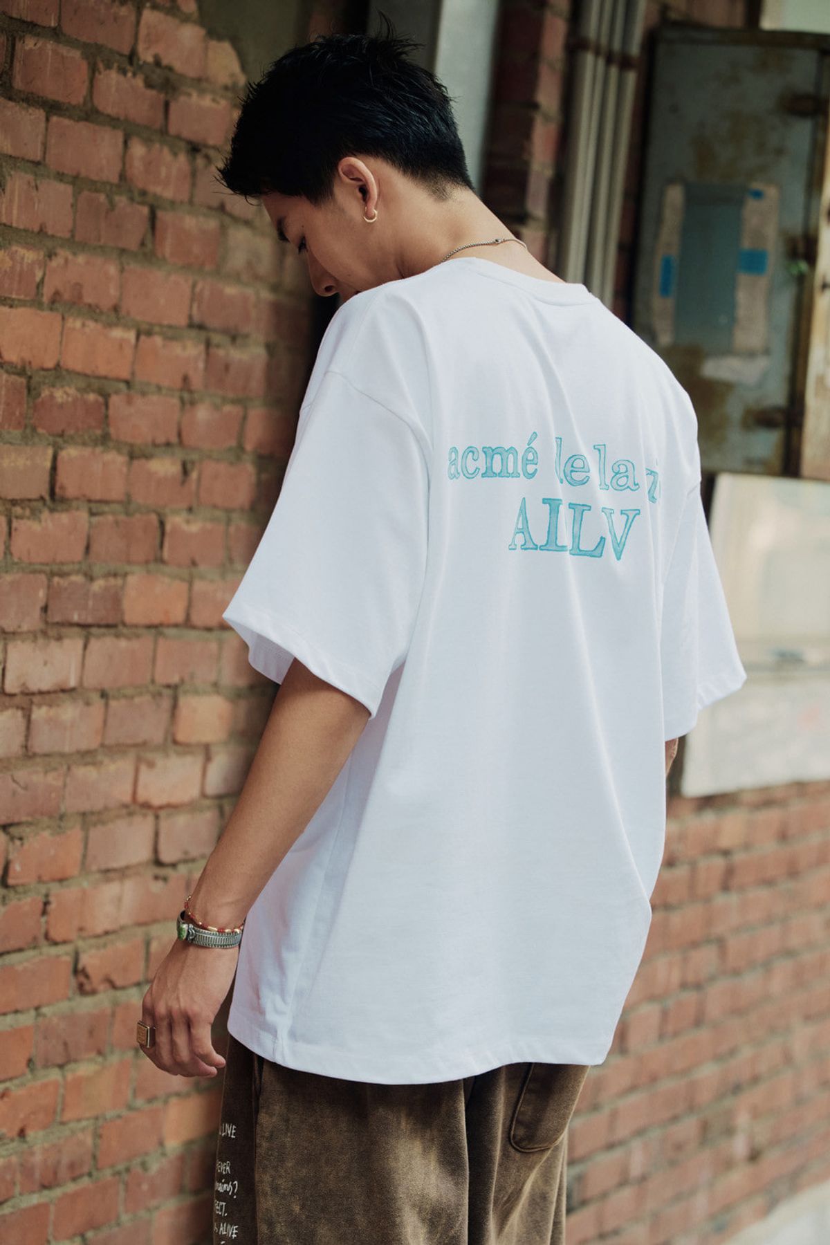 아크메드라비(ACME DE LA VIE) WATERCOLOR LOGO SHORT SLEEVE T-SHIRT