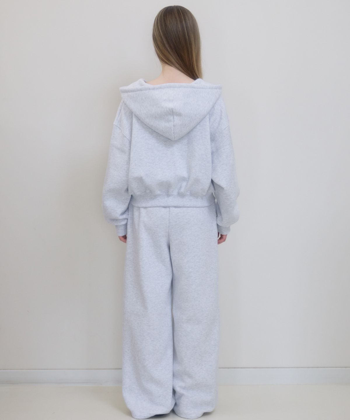 로제프란츠(ROSEFRANTZ) Rose Embroidery Hood Zip-up [White Melange]