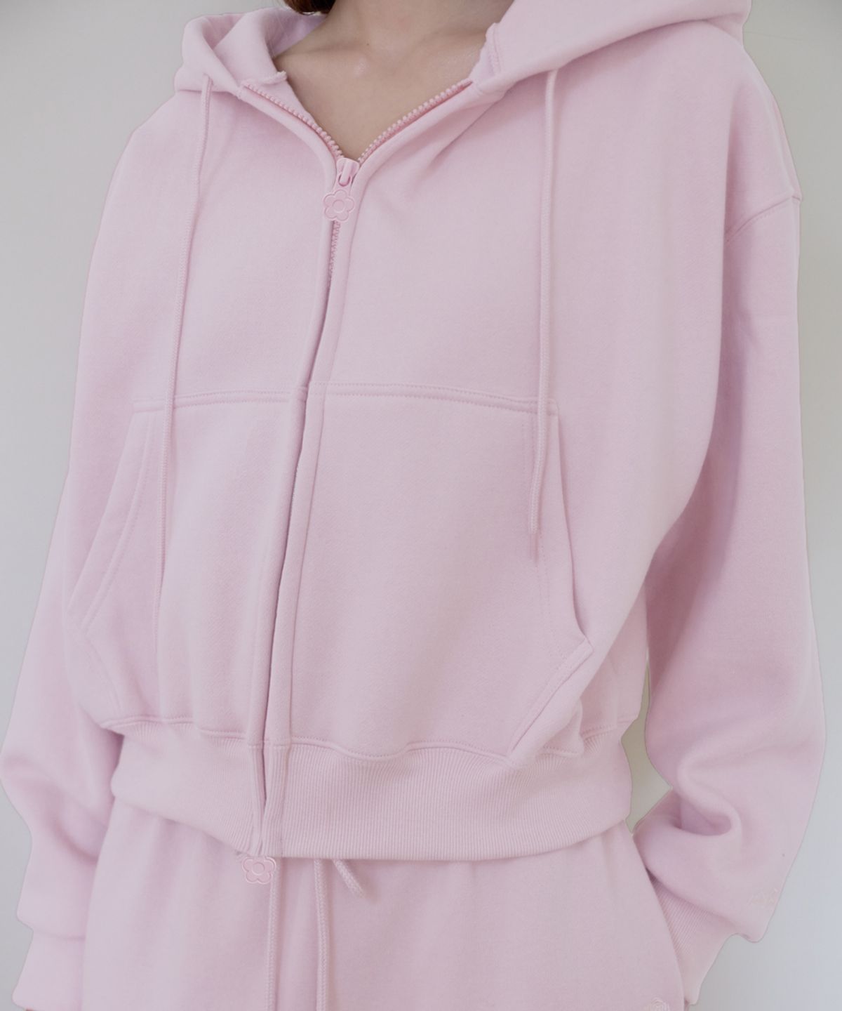로제프란츠(ROSEFRANTZ) Rose Embroidery Hood Zip-up [Pink]