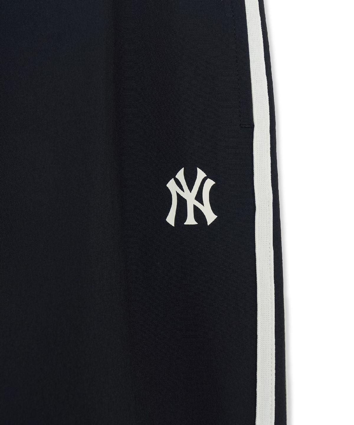 엠엘비(MLB) 바시티 스포티브 커브라인 와이드 팬츠 NY (Black)