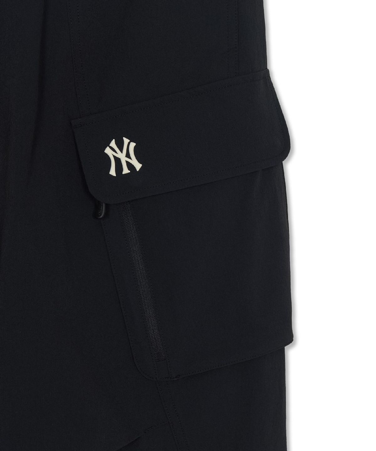 엠엘비(MLB) 고프코어 파라슈트 카고 와이드 팬츠 NY (Black)