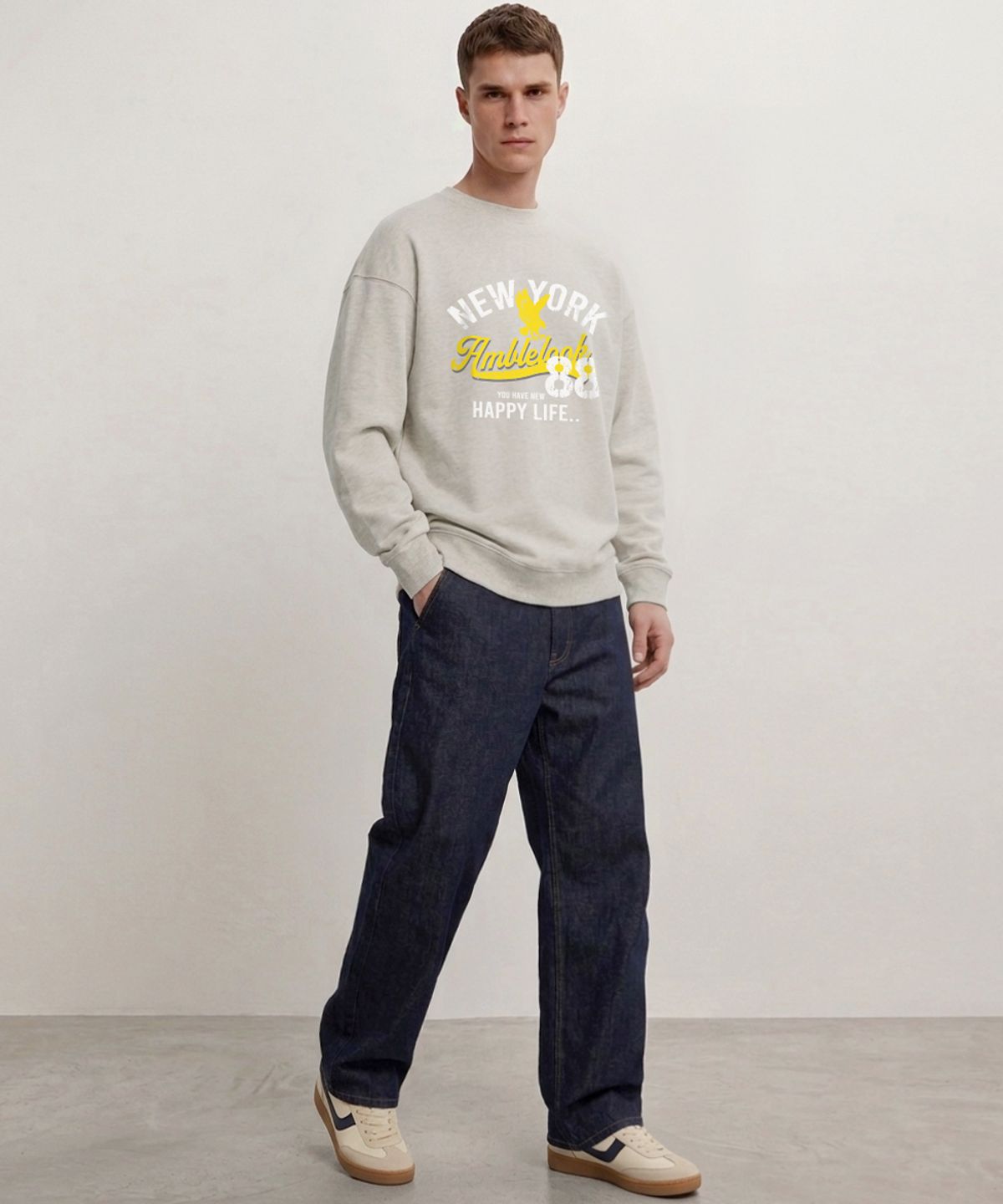 엠블룩(AMBLELOOK) 레귤러 스웨트셔츠 NEW YORK88 (3color)