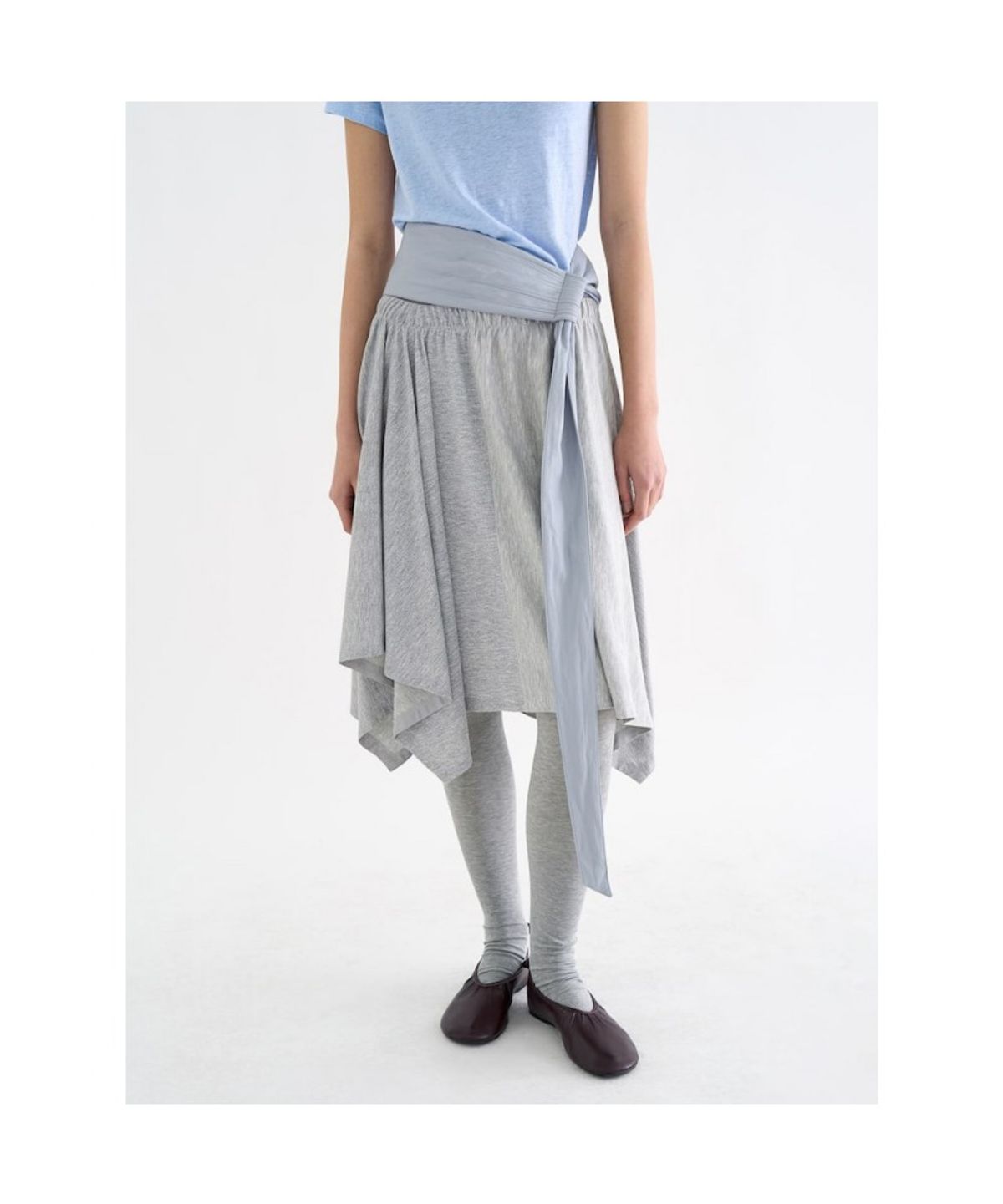 앙개(ANGGAE) Unbalanced Jersey Skirt  Light Grey