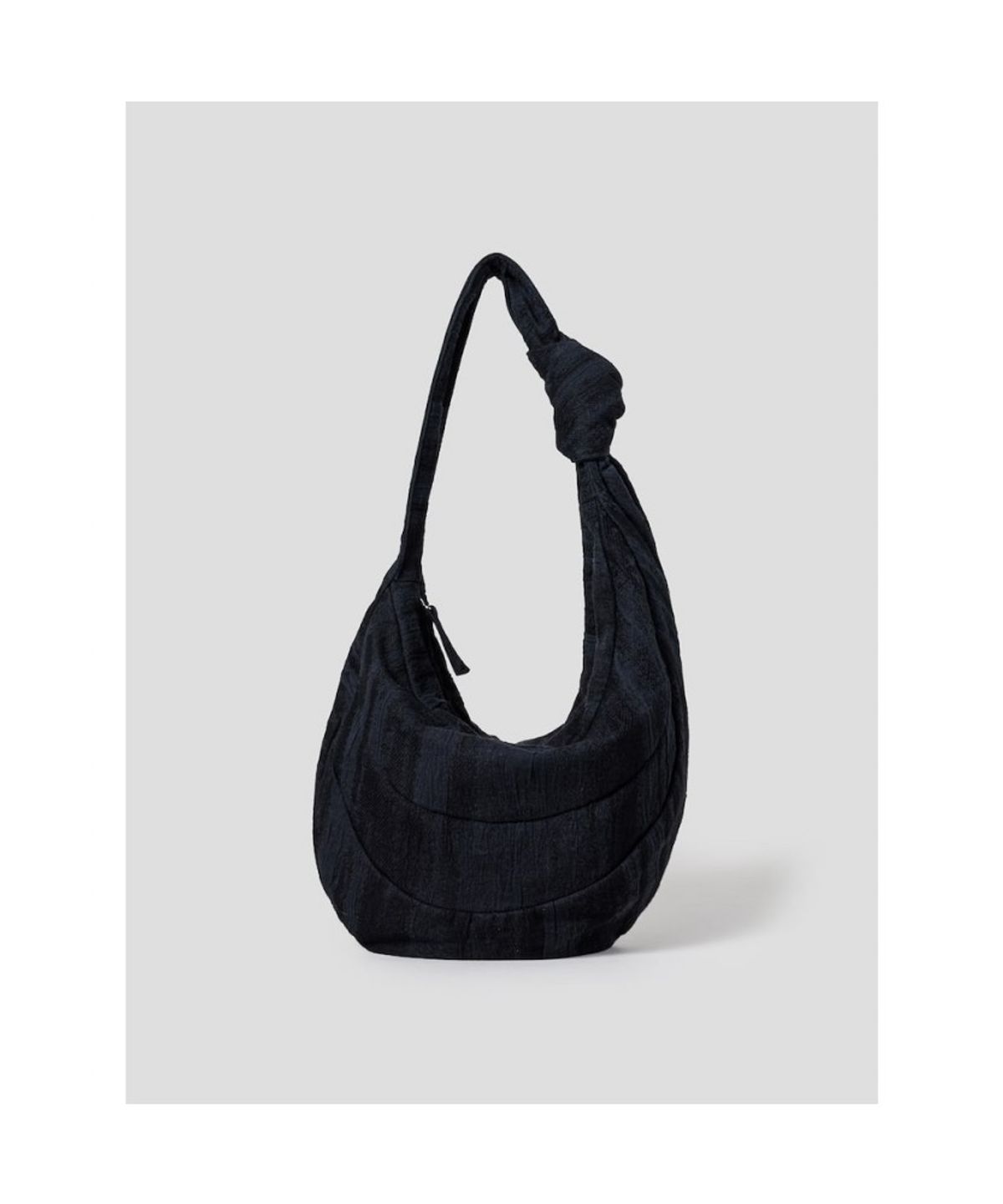 앙개(ANGGAE) Jacquard Knot Tube Bag (S)  Black