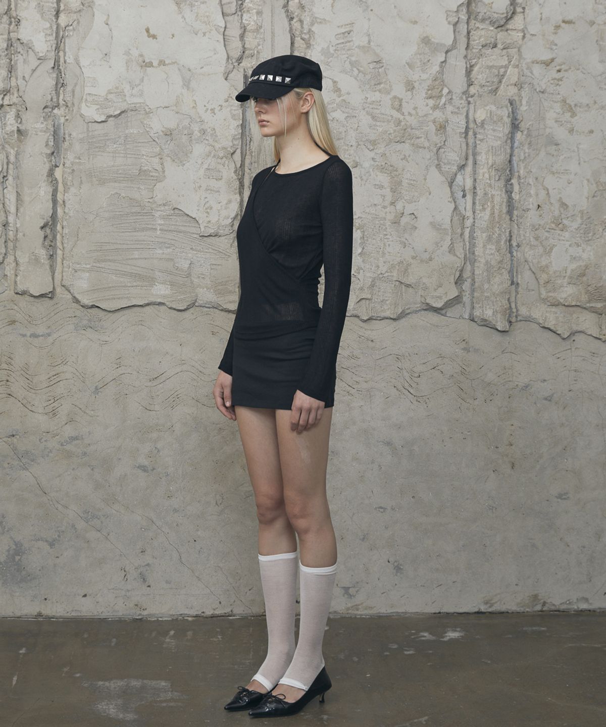 분트(VOONT) Wrap Halter Long Sleeve (BLACK)