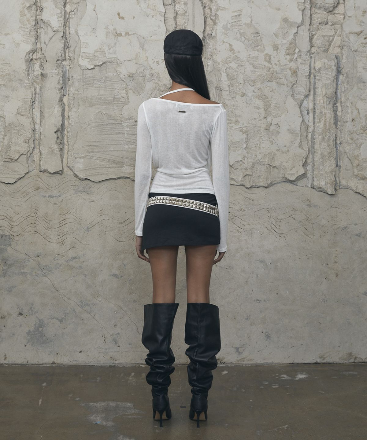분트(VOONT) Wrap Halter Wool Long Sleeve (IVORY)