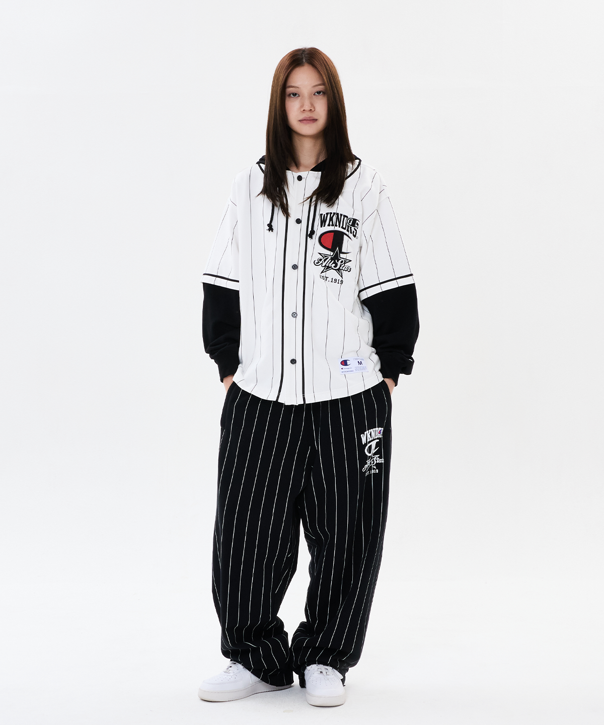 위캔더스(WKNDRS) WKNDRS x CHAMPION STRIPED SWEAT PANTS (BLACK)