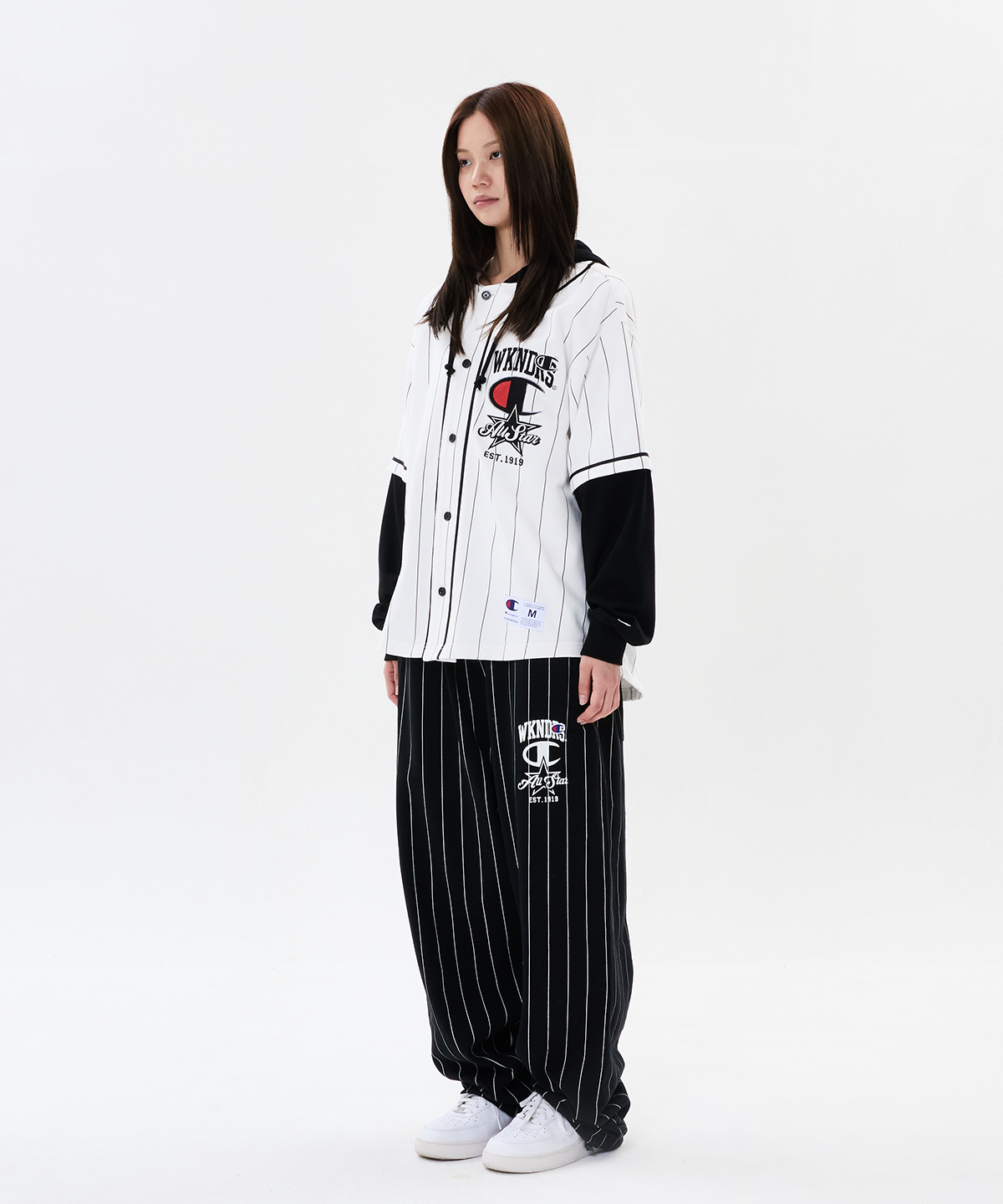 위캔더스(WKNDRS) WKNDRS x CHAMPION STRIPED SWEAT PANTS (BLACK)