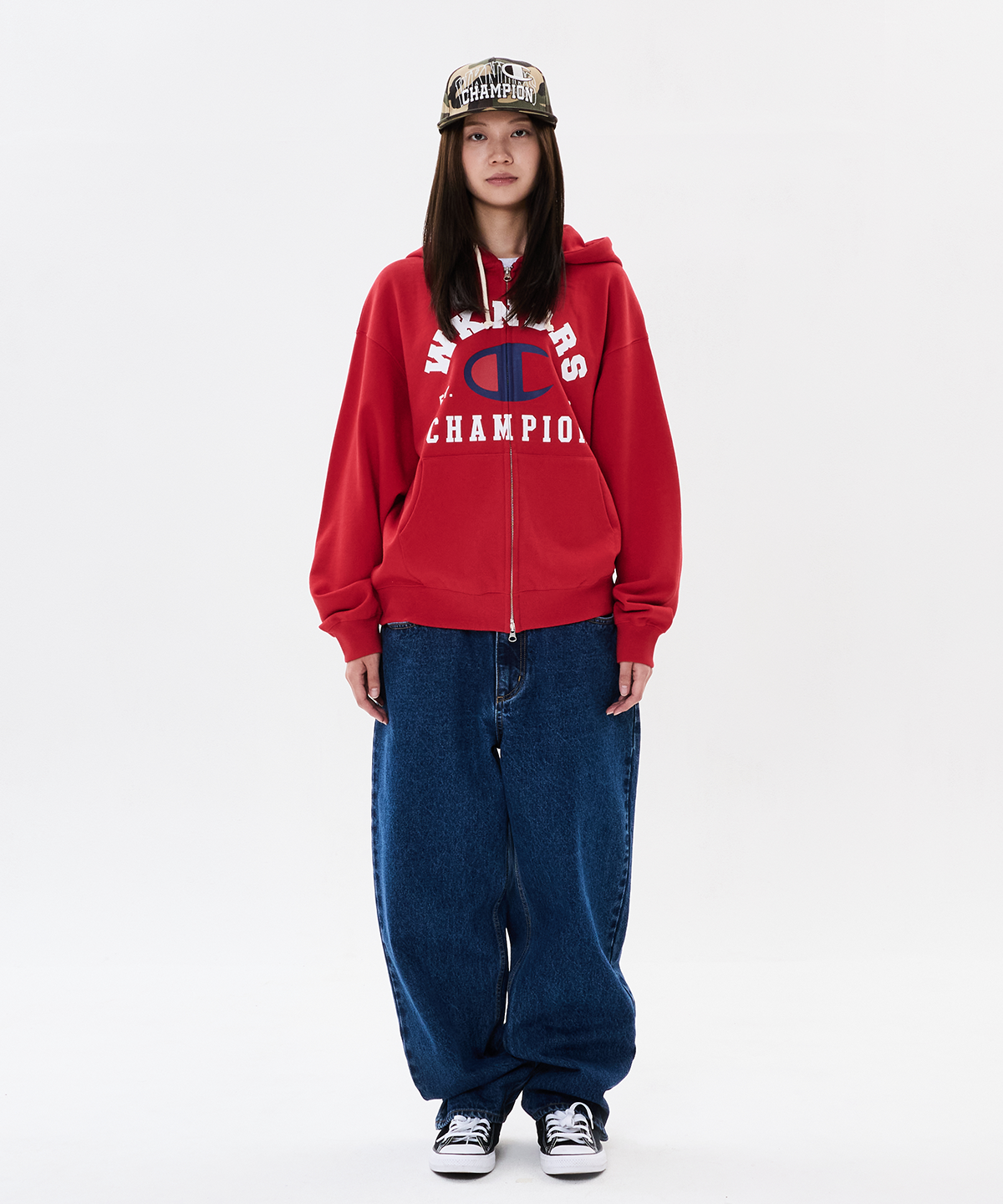 위캔더스(WKNDRS) WKNDRS x CHAMPION LOGO ZIP-UP HOODIE (RED)