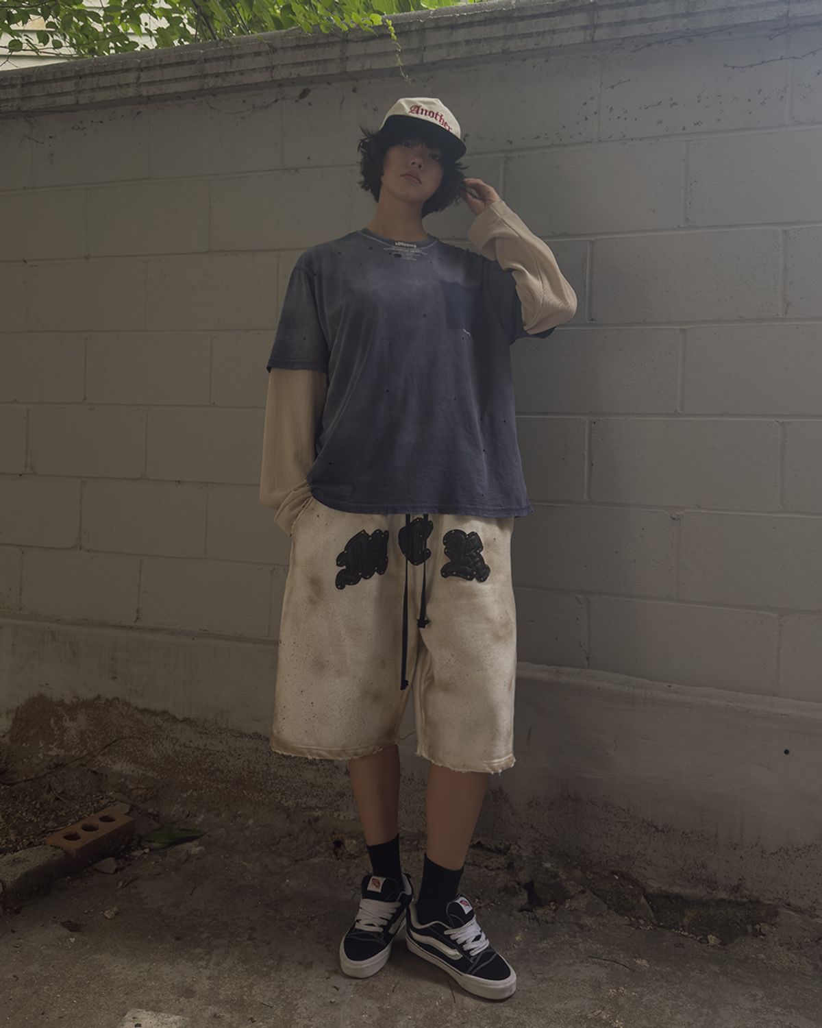 뭉(MWOONG) Fade out fake pocket tee navy