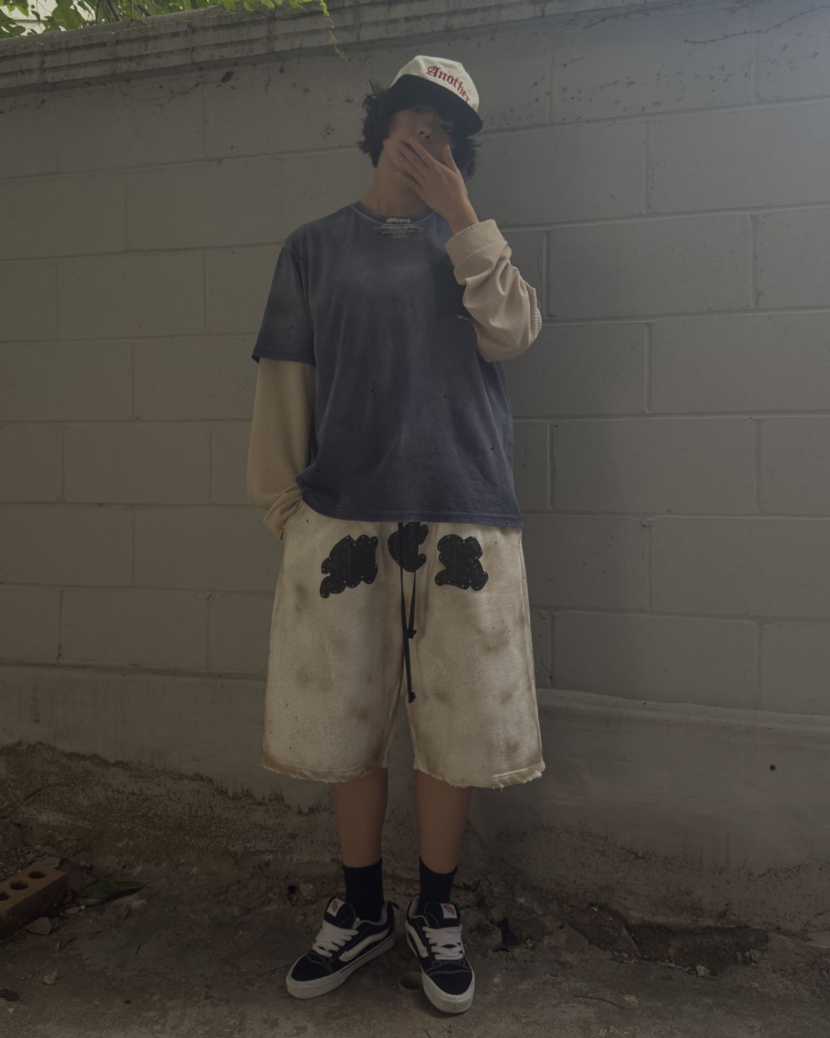 뭉(MWOONG) Fade out fake pocket tee navy