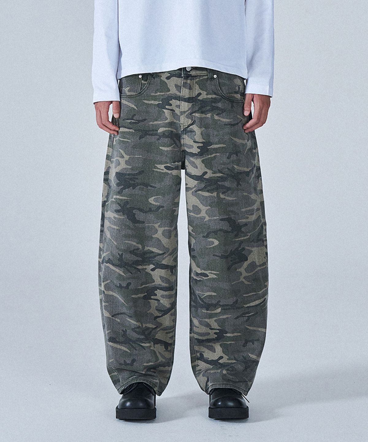 프로젝트쓰리(PROJECT3) 카모 벌룬 데님 팬츠[BEIGE CAMO]_BC2683