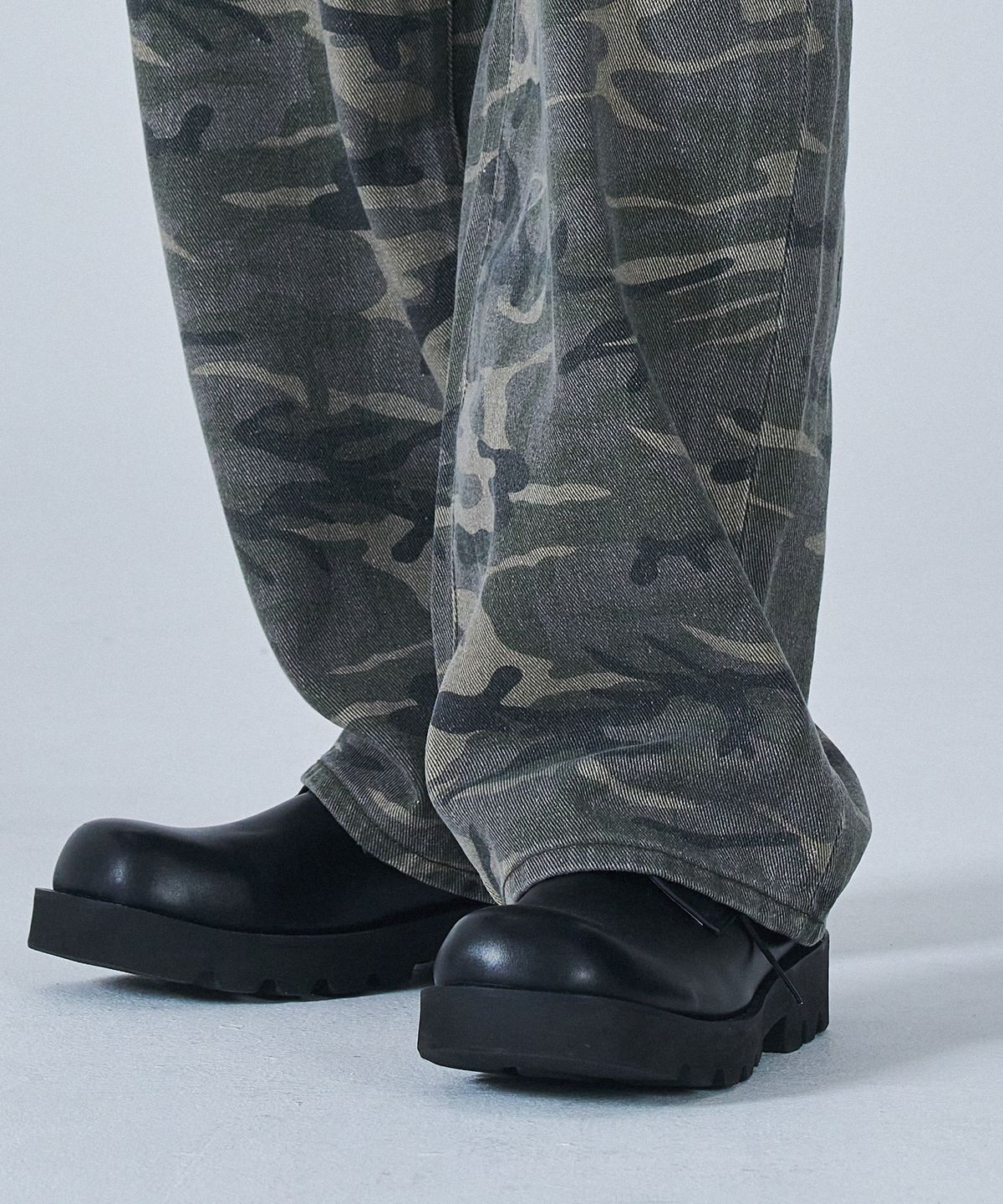 프로젝트쓰리(PROJECT3) 카모 벌룬 데님 팬츠[BEIGE CAMO]_BC2683
