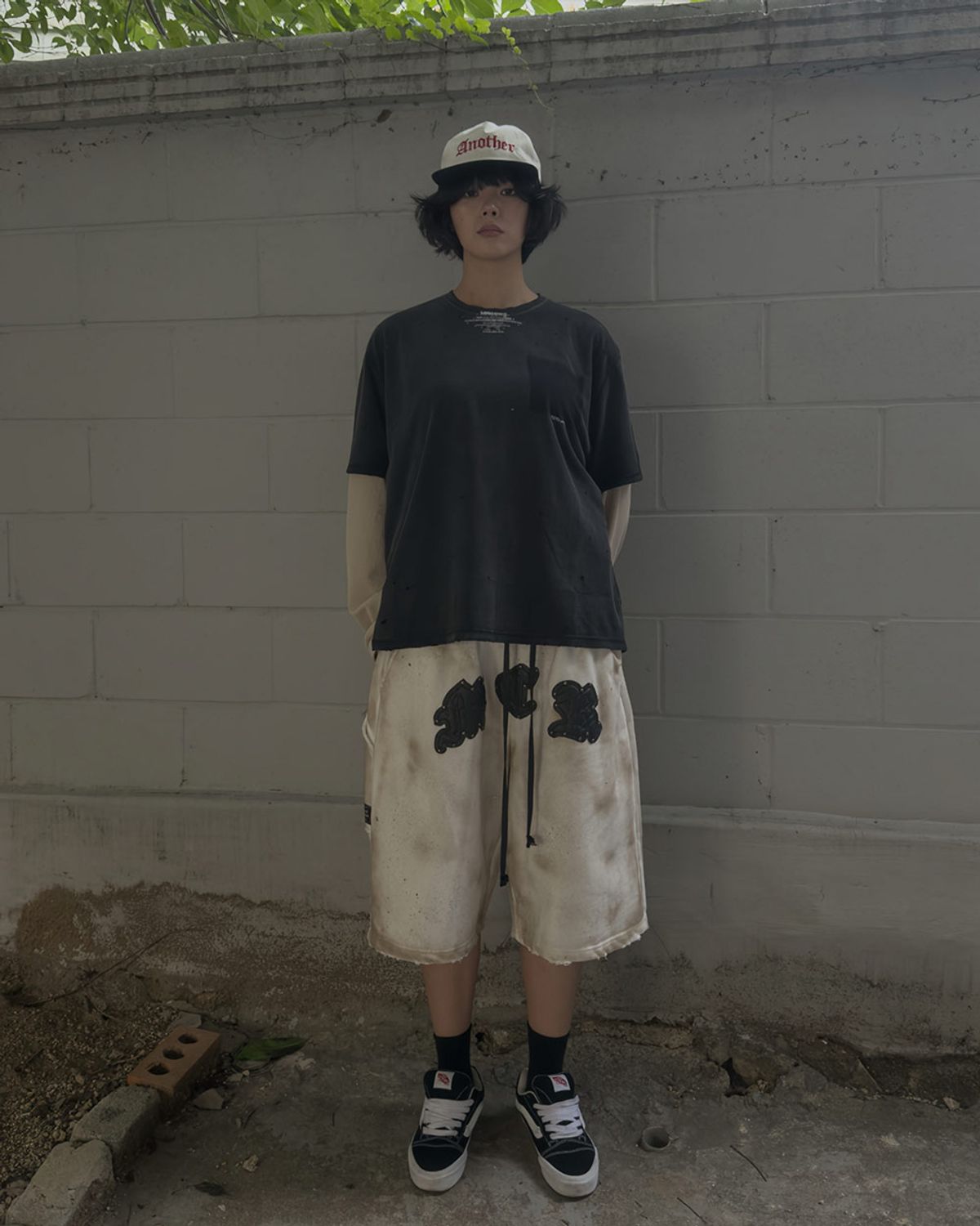 뭉(MWOONG) Fade out fake pocket tee bk