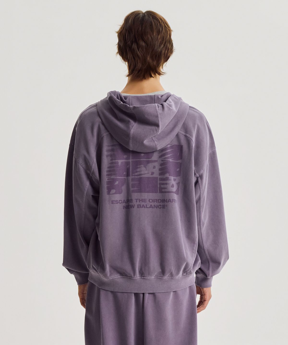 뉴발란스(NEW BALANCE) NBMDG31833 / UNI ESCAPE 다잉 후드집업 (PURPLE)