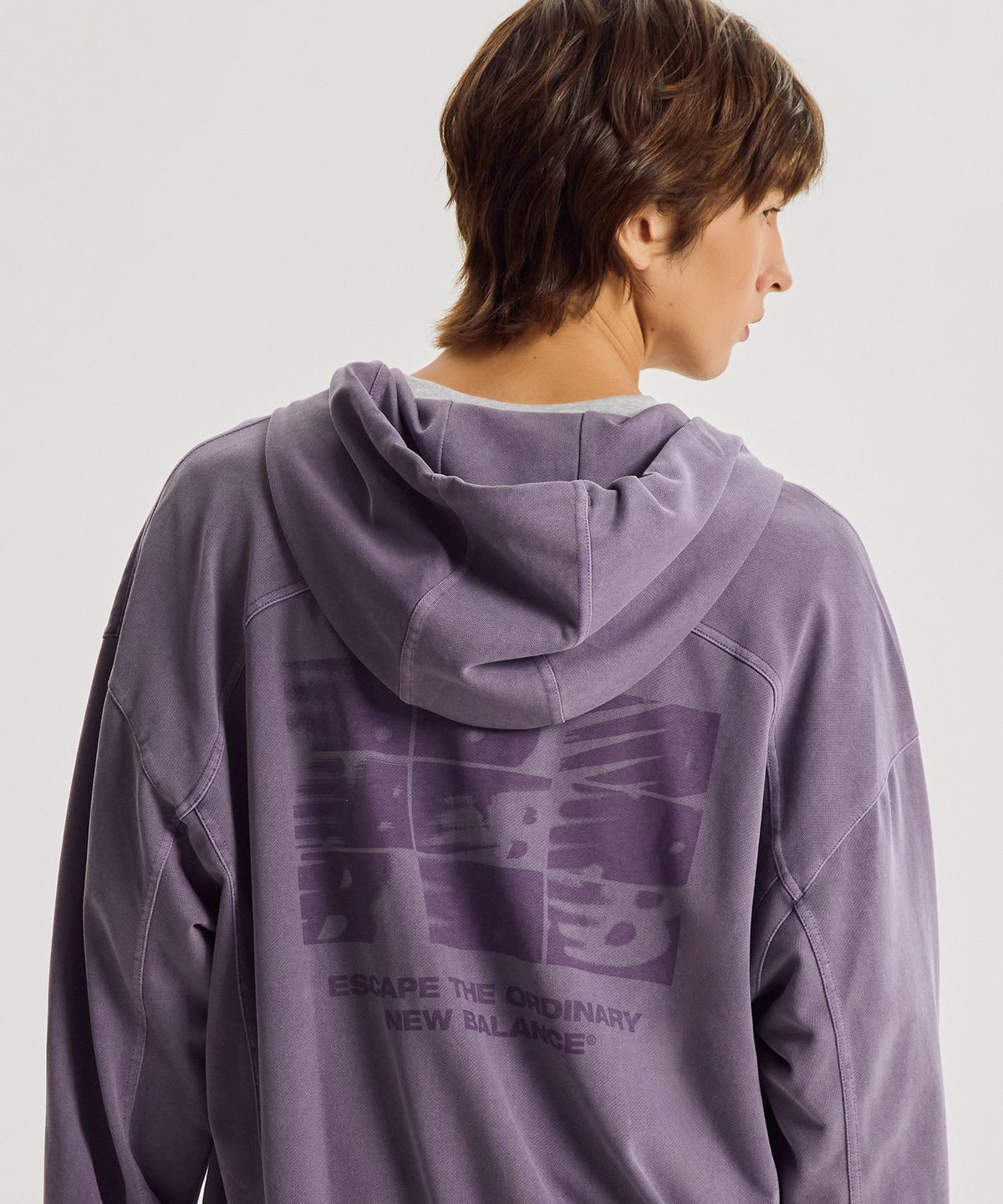 뉴발란스(NEW BALANCE) NBMDG31833 / UNI ESCAPE 다잉 후드집업 (PURPLE)