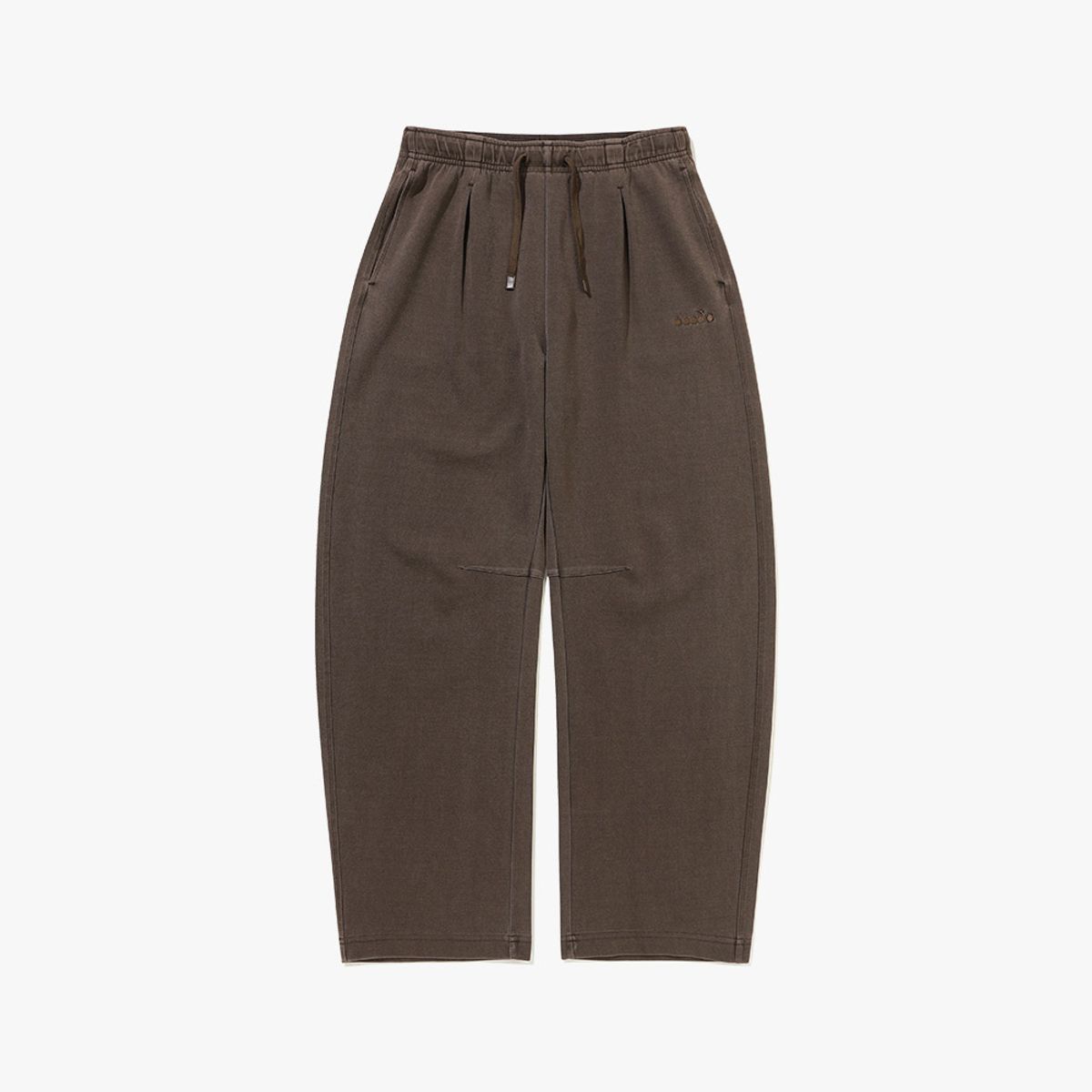 디아도라(diadora) 밸런스 배럴핏 스웻팬츠 우먼 BROWN