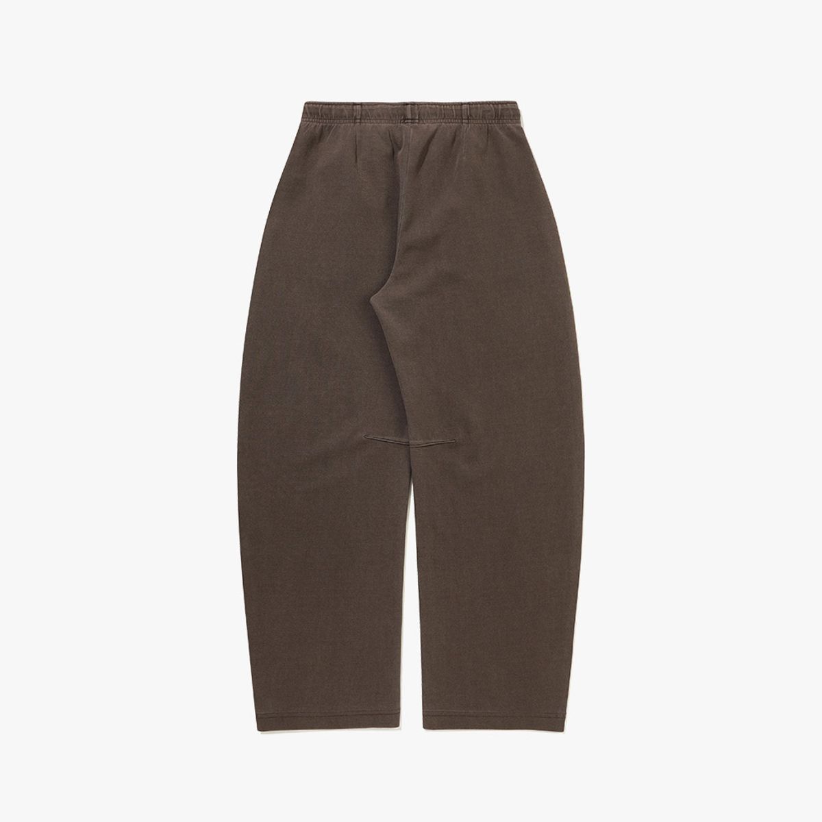 디아도라(diadora) 밸런스 배럴핏 스웻팬츠 우먼 BROWN