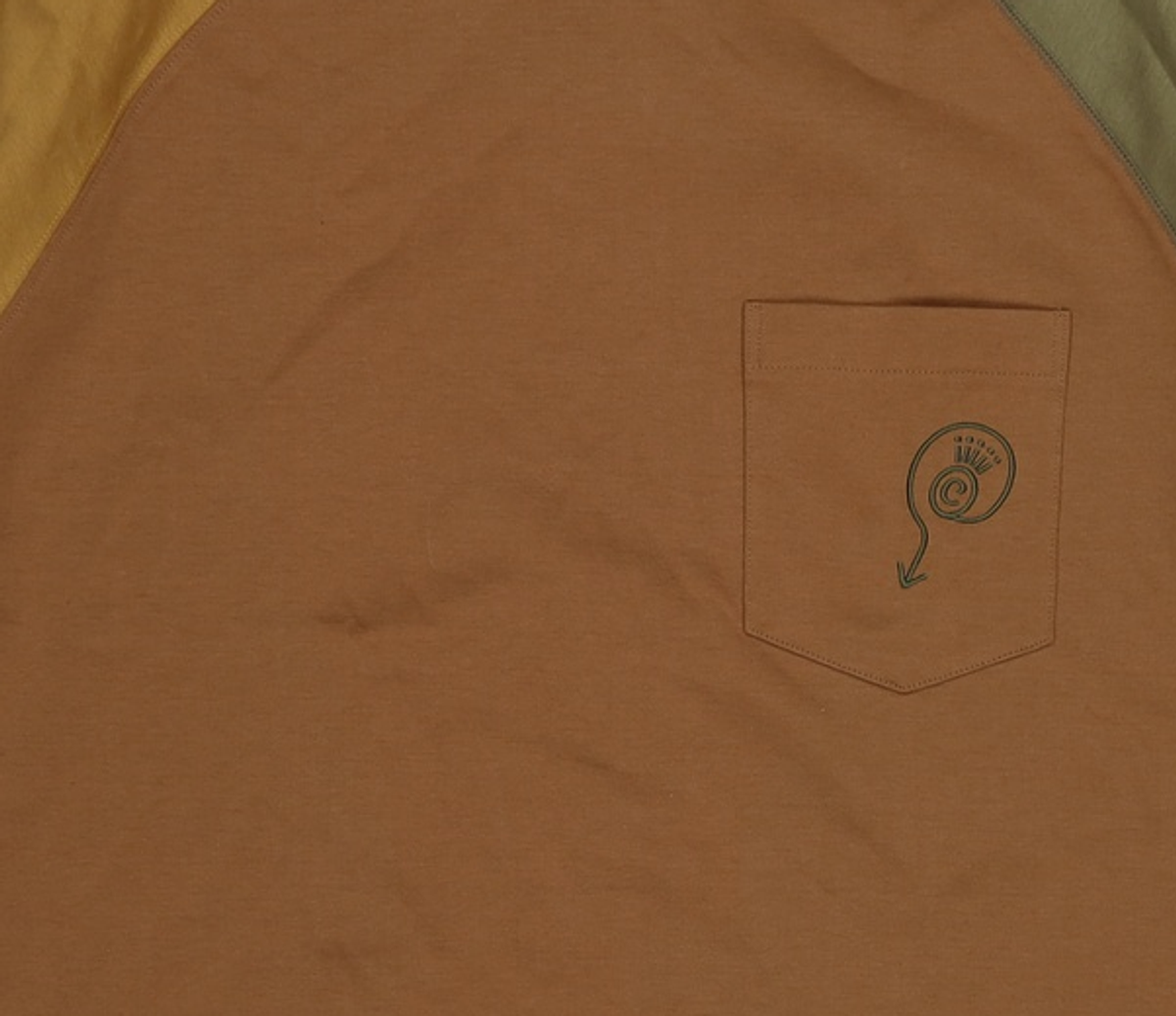 커스텀멜로우(CUSTOMELLOW) [black label] raglan pocket ¾ sleeve tee_CLTAM23005BRX 100