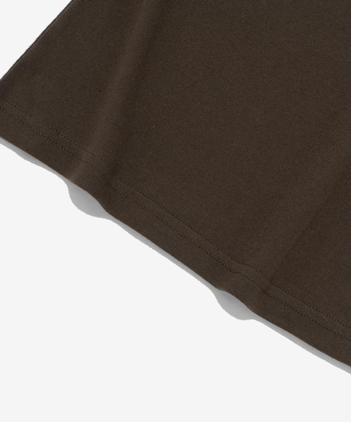 서울어패럴(SEOUL APPAREL) 스몰 버터플라이 로고 슬림 브이넥 반팔티셔츠 (카키)