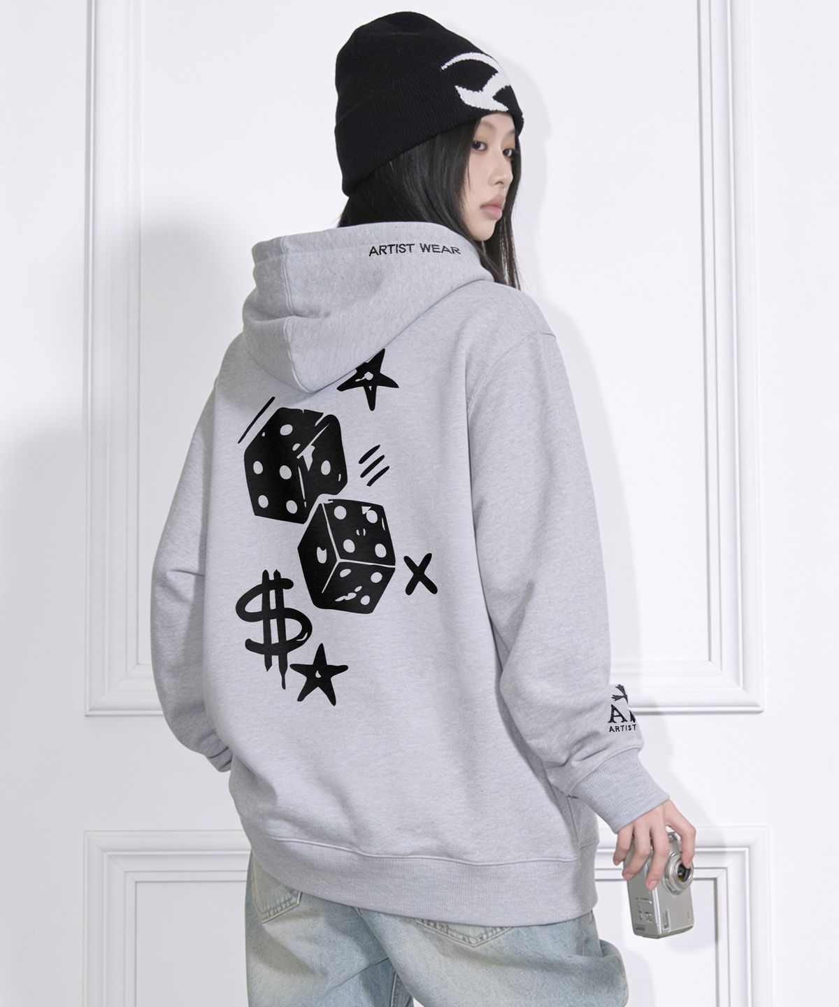 아티스트웨어(ARTISTWEAR) 럭아웃 후드티 - 2COLOR