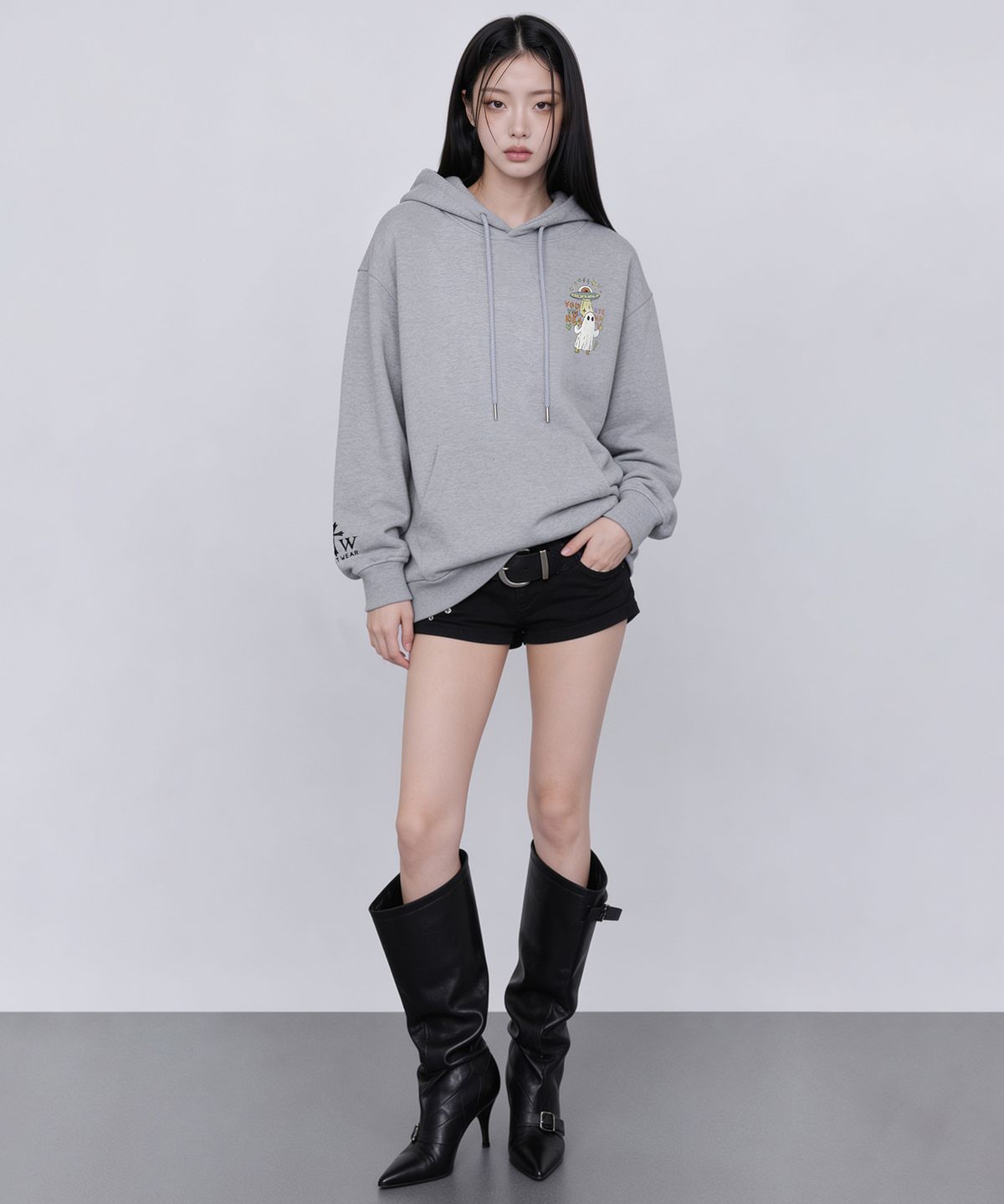 아티스트웨어(ARTISTWEAR) 고스트 유니버스 후드티 - 2COLOR