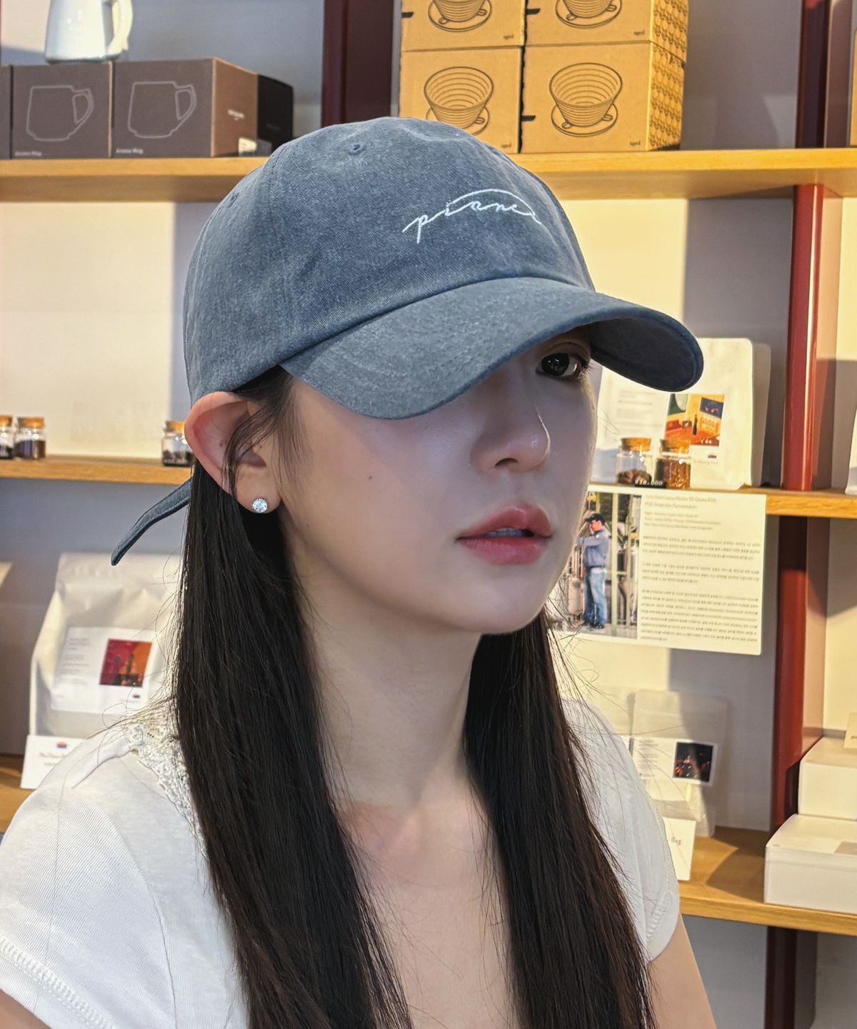 피아네르(PIANER) 피그먼트 레터링 볼캡 (블루)