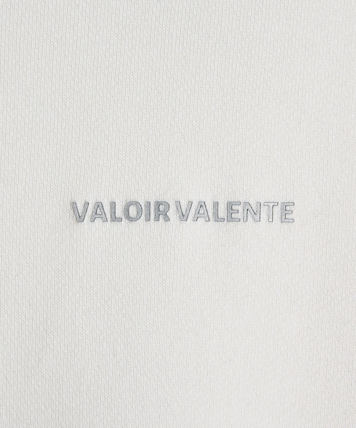 발루아발렌테(VALOIR VALENTE) 크림 스웨트셔츠