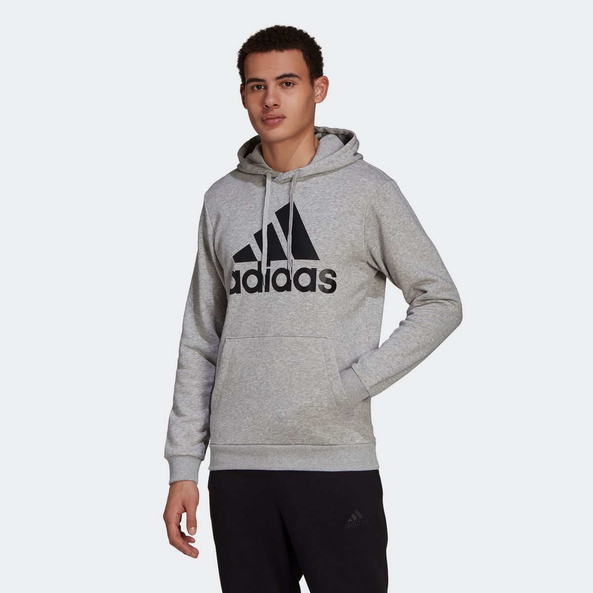 아디다스(ADIDAS) 에센셜 플리스 빅 로고 후디 GK9577