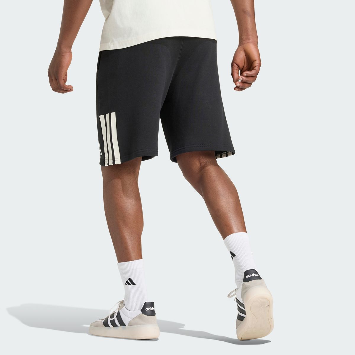 아디다스(ADIDAS) 올블랙스 레저웨어 쇼츠 KQ8183