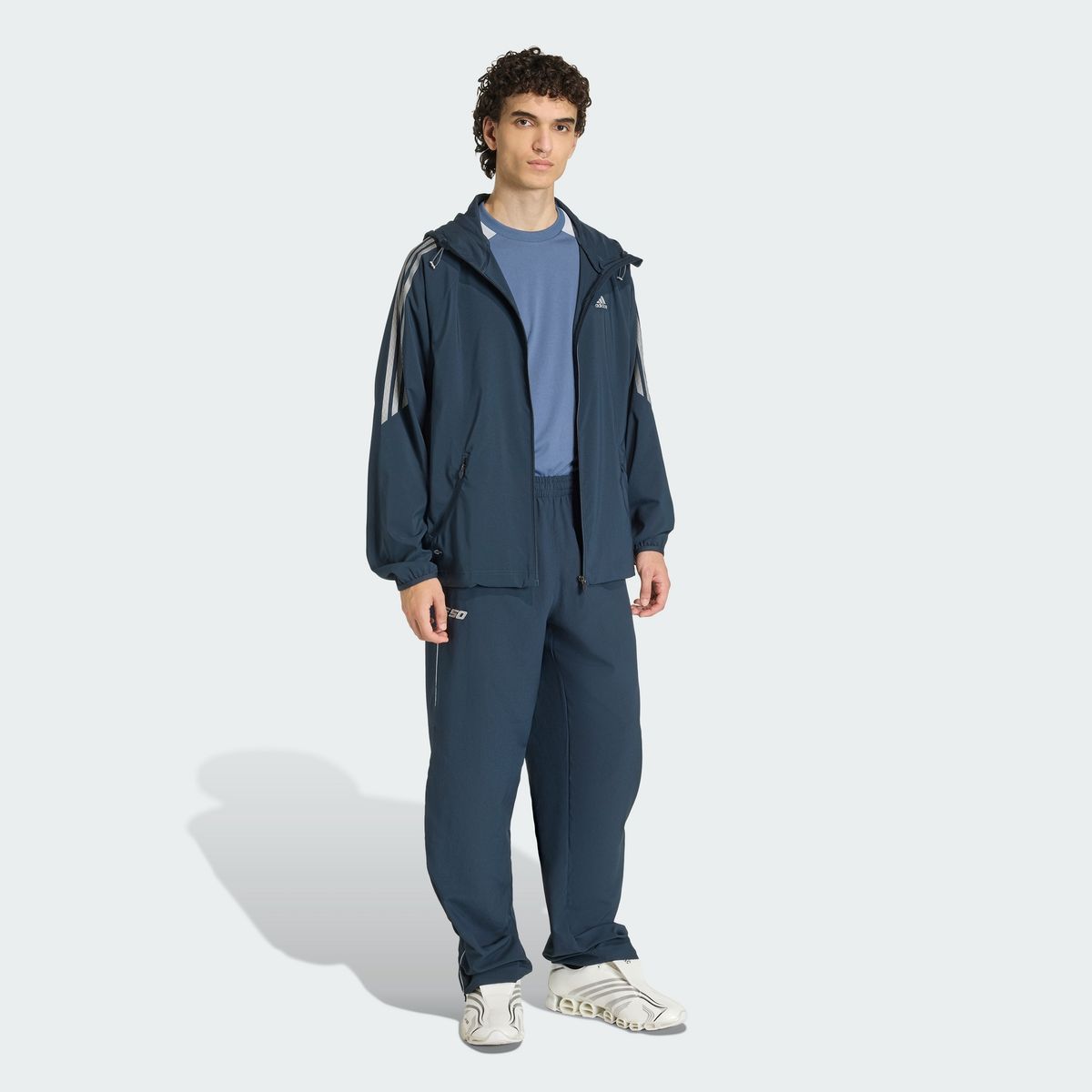 아디다스(ADIDAS) 스트라이프 레귤러 윈드러너 재킷 KE2670