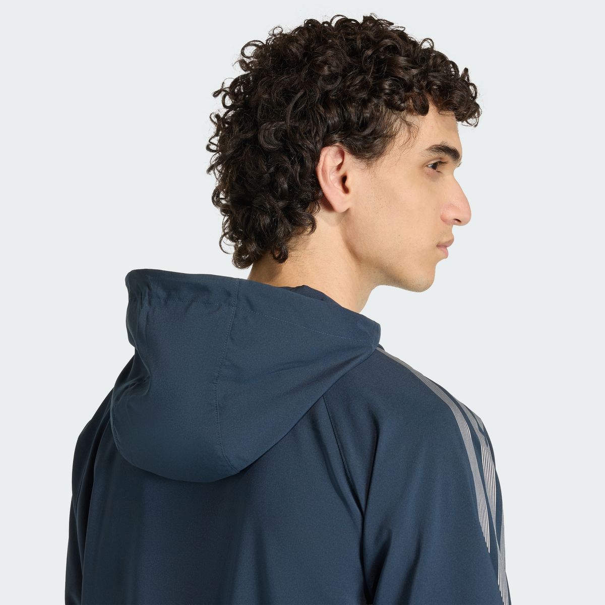 아디다스(ADIDAS) 스트라이프 레귤러 윈드러너 재킷 KE2670
