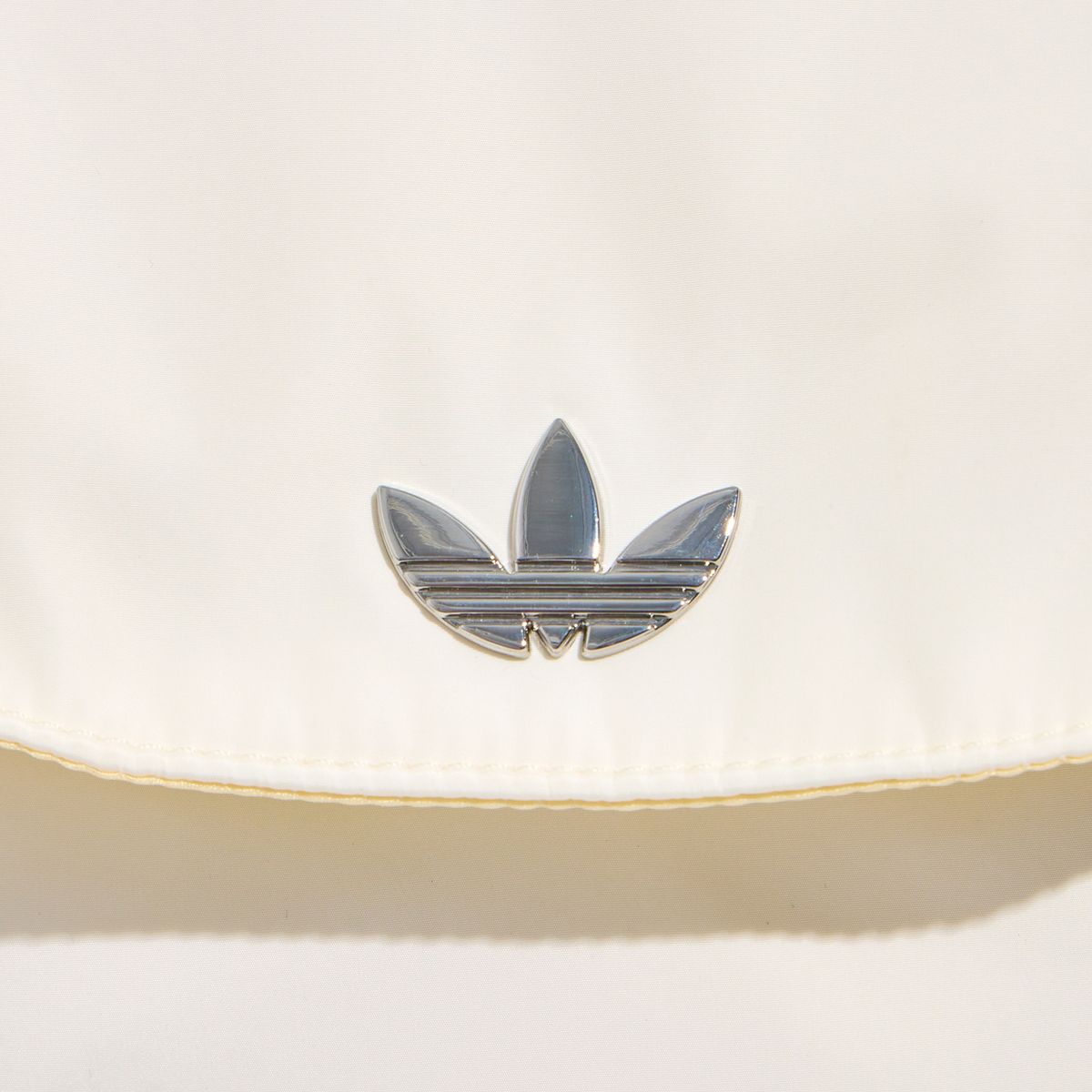 아디다스(ADIDAS) 오리지날 플립 백팩 LD6376