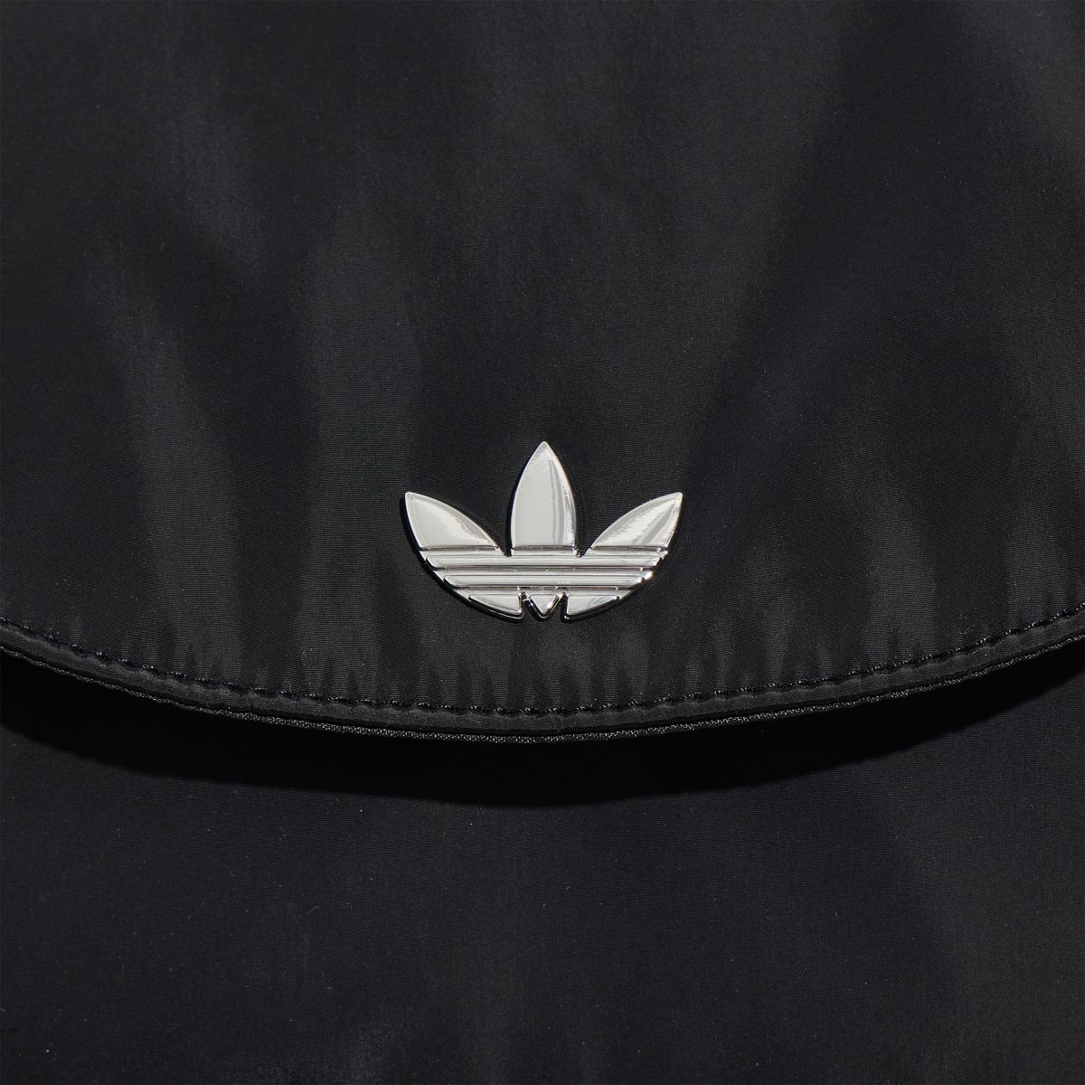 아디다스(ADIDAS) 오리지날 플립 백팩 LD6375