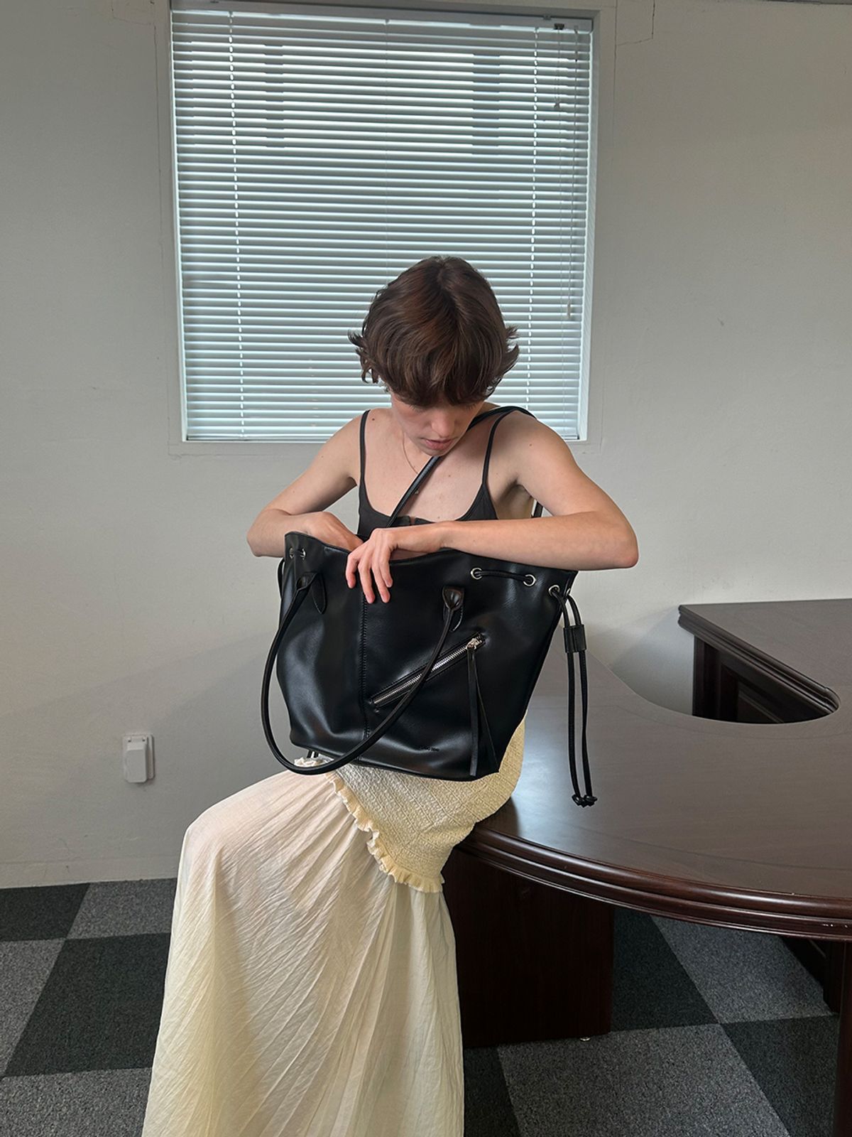 데누(DENU) Magrini Long Handdle Shopper Bag [Black]