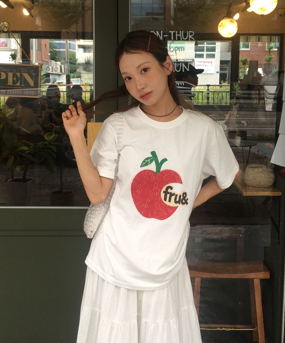 프루앤(FRUAND) GRAPHIC T-SHIRT_2COLOR