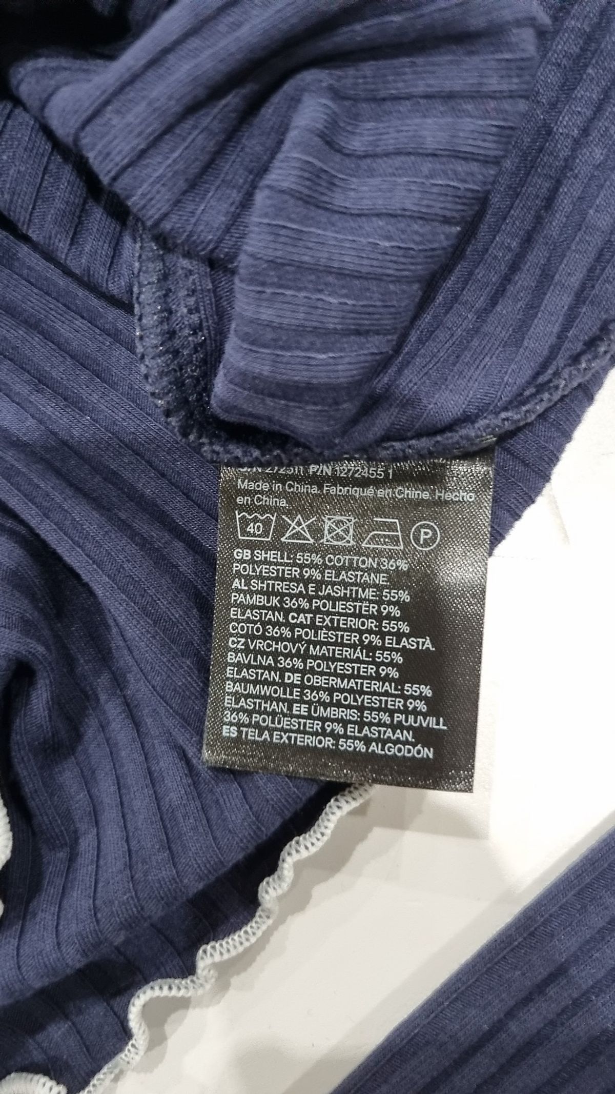 디바이디드에이치앤엠(DIVIDED H&M) 긴소매 티셔츠 M