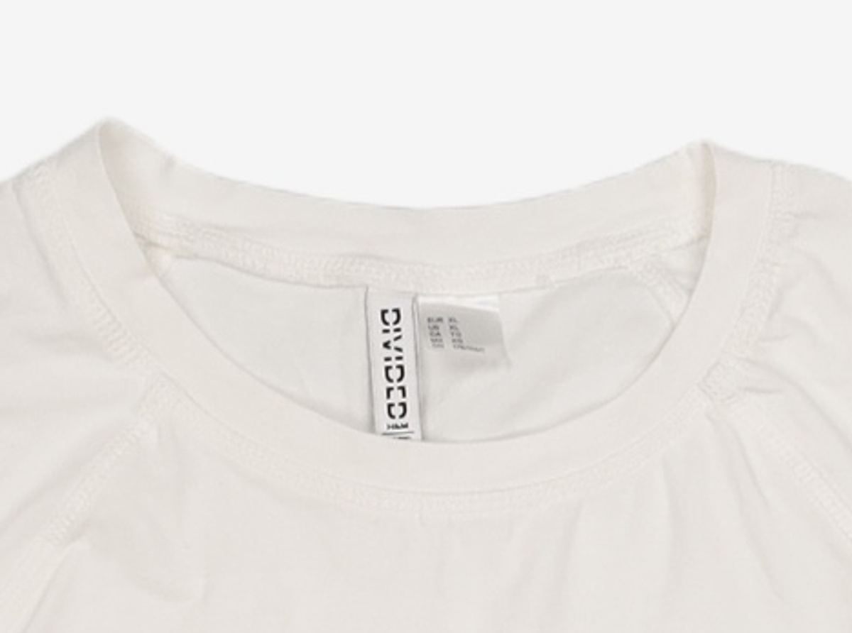 디바이디드에이치앤엠(DIVIDED H&M) 반소매 티셔츠 XL