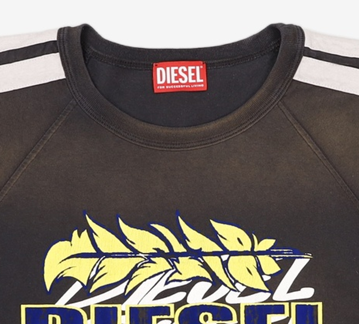 디젤(DIESEL) 반소매 티셔츠 M