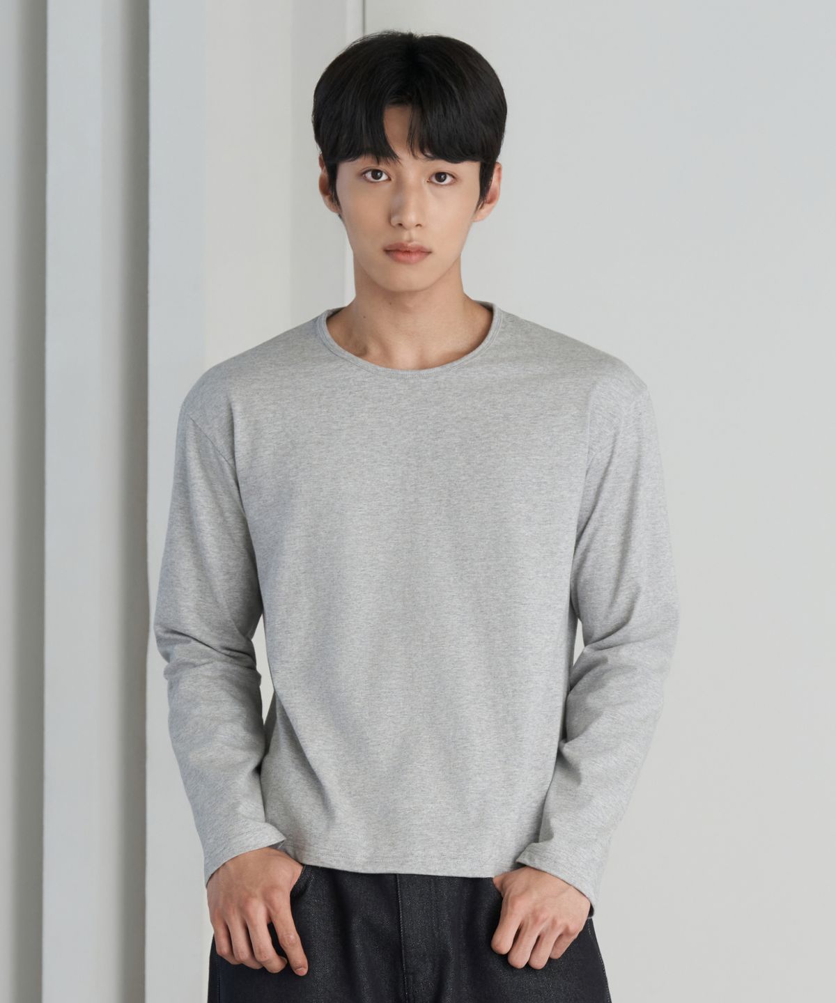 효지(HYOJI) 26 FW 유넥 롱슬리브 크롭 티셔츠 (3컬러)