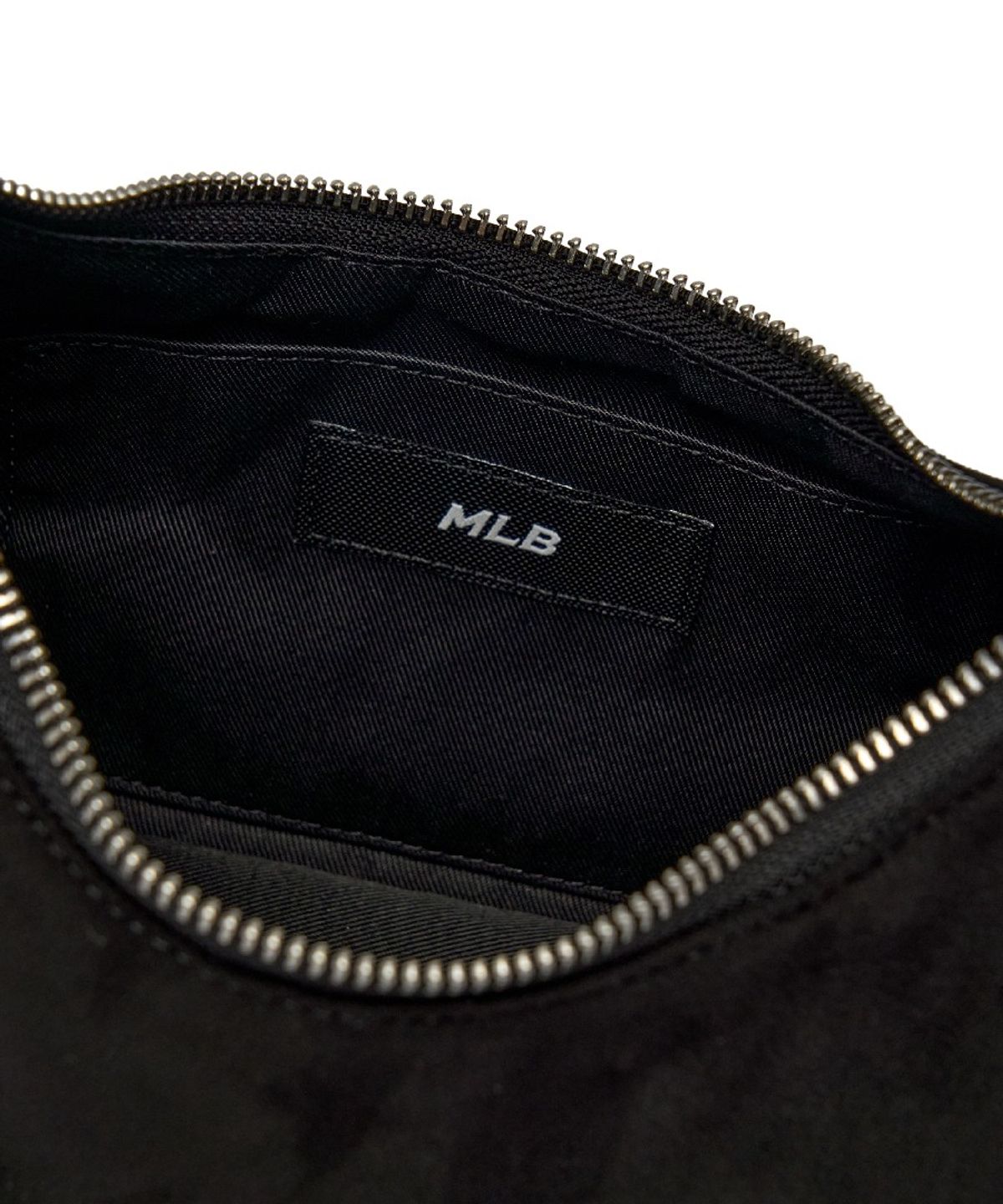 엠엘비(MLB) 빈티지 스트릿 스터드 호보백 NY (Black)